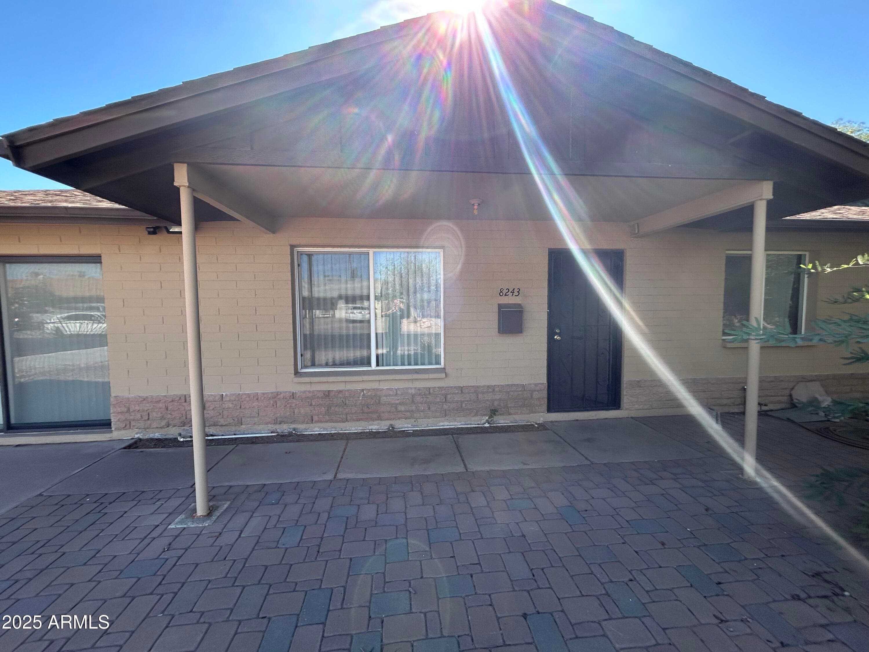 8243 W Piccadilly Rd — photo 2