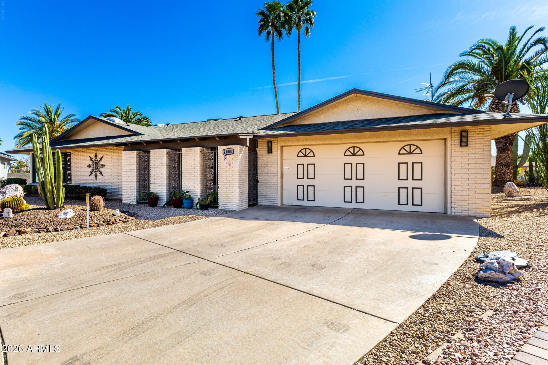 21002 N Palm Desert Dr — photo 2