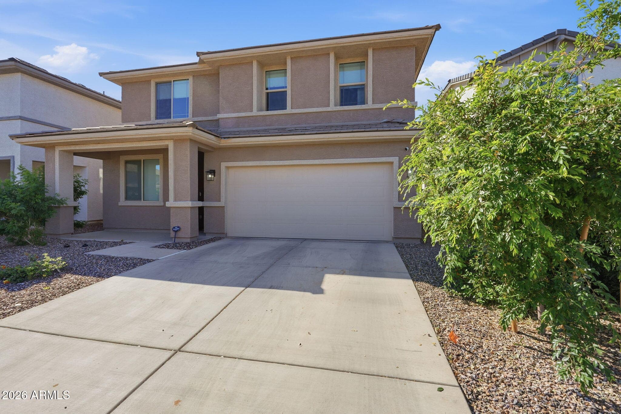 17057 W Molly Ln — photo 2