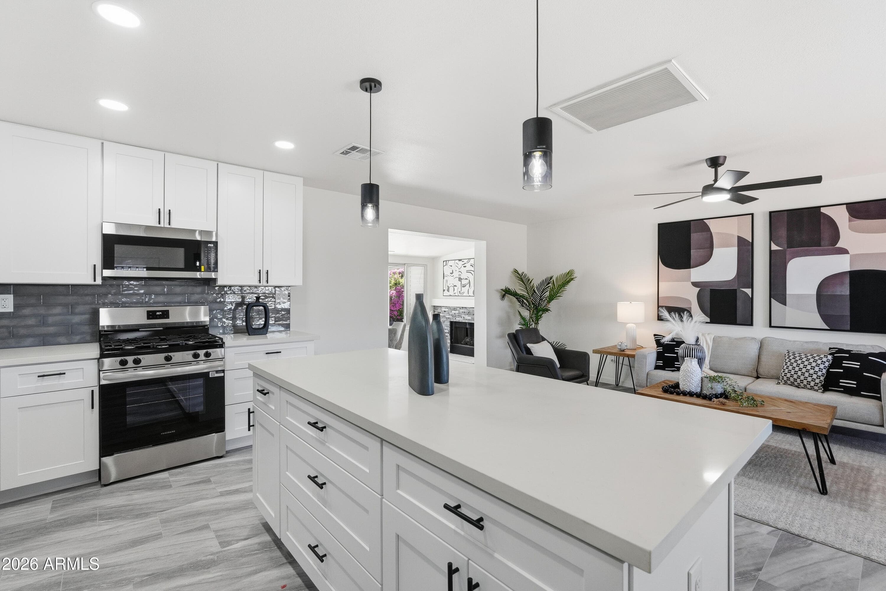 10547 W Sun City Blvd — photo 1