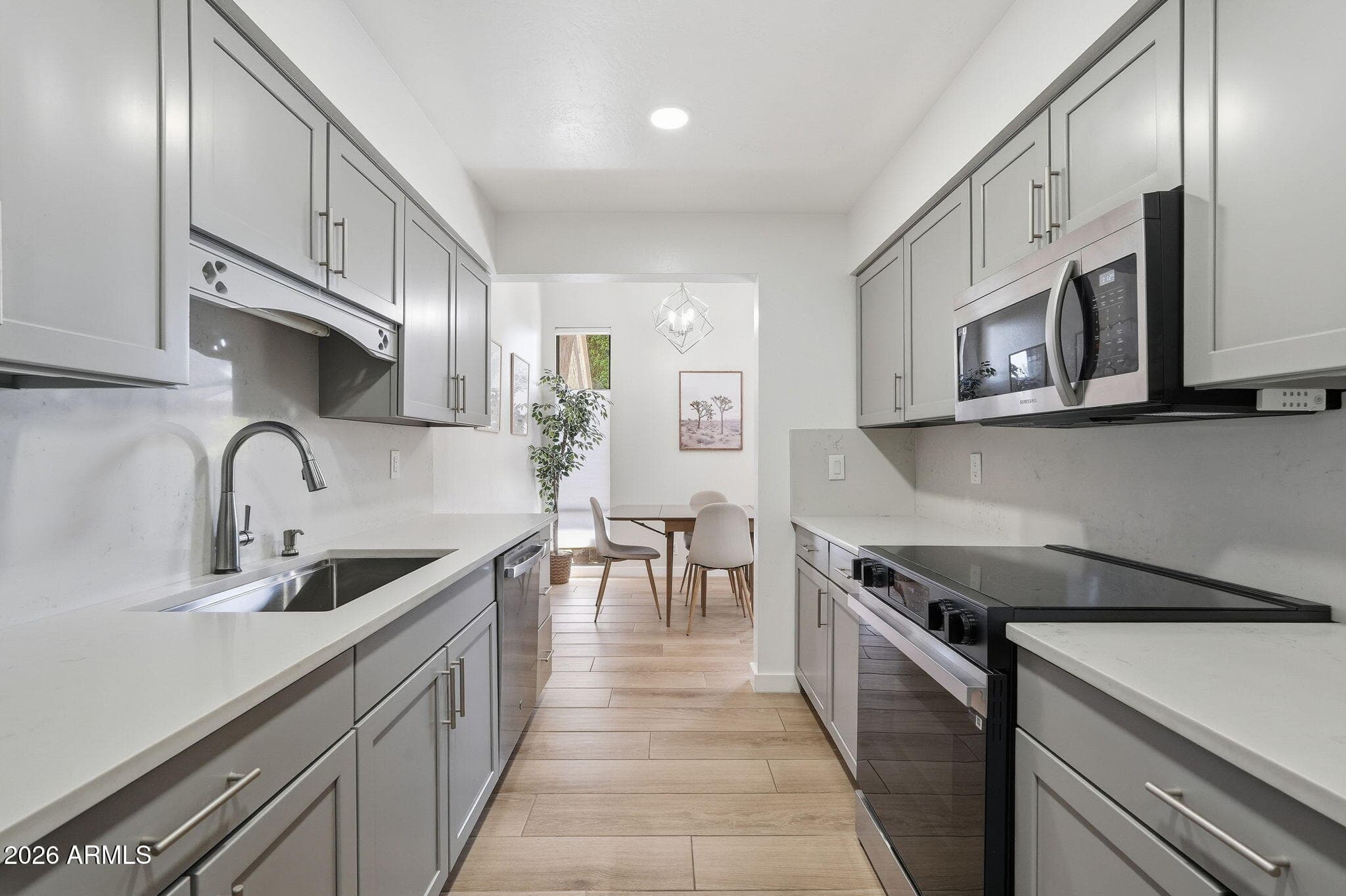 1207 E Northshore Dr 136 — photo 2