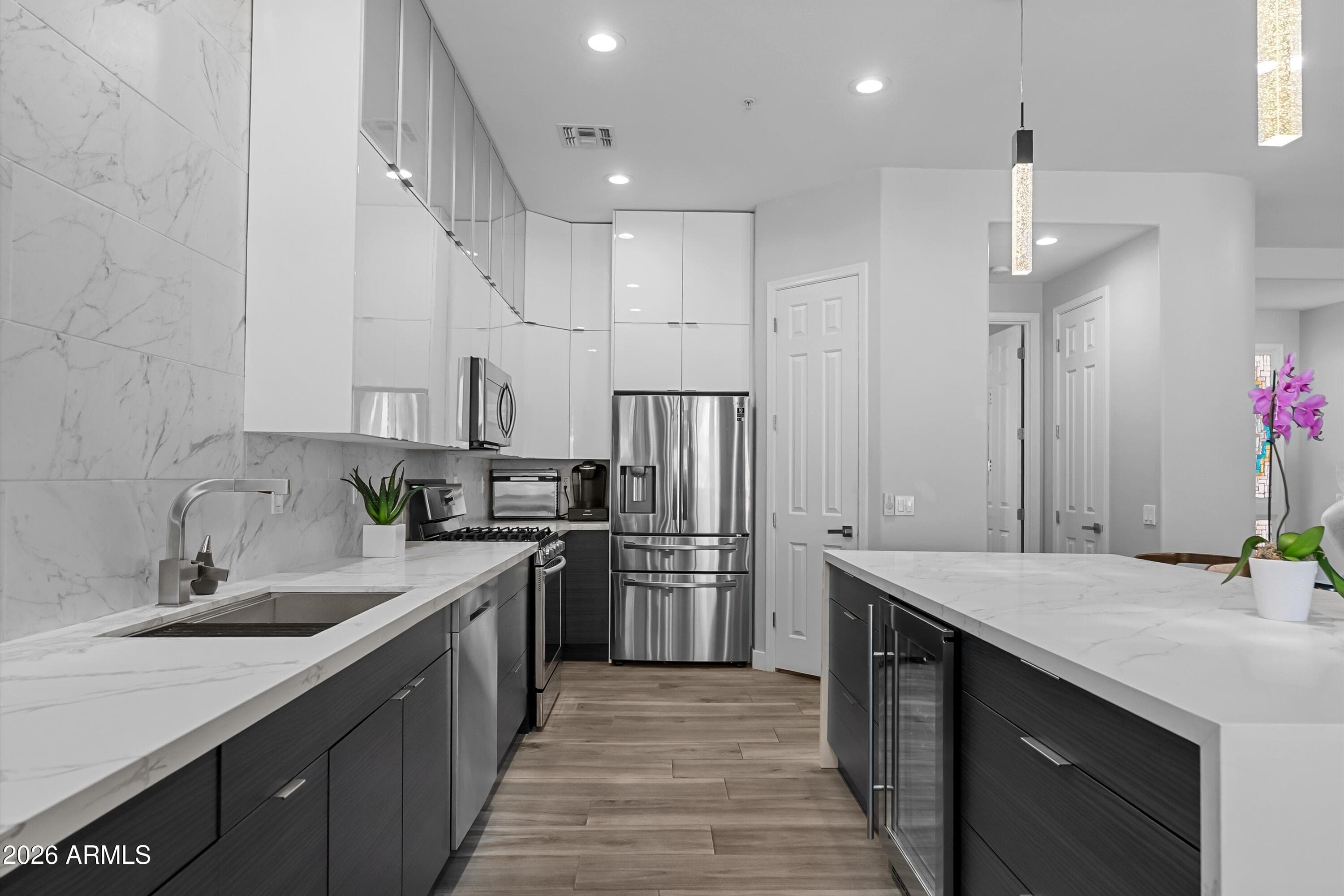 7246 E Lupine Ave — photo 2