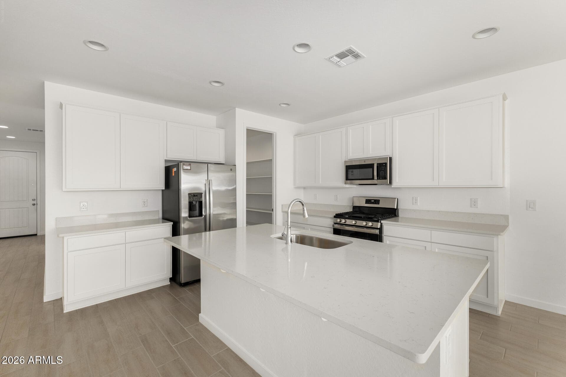 12365 W Parkway Ln — photo 2