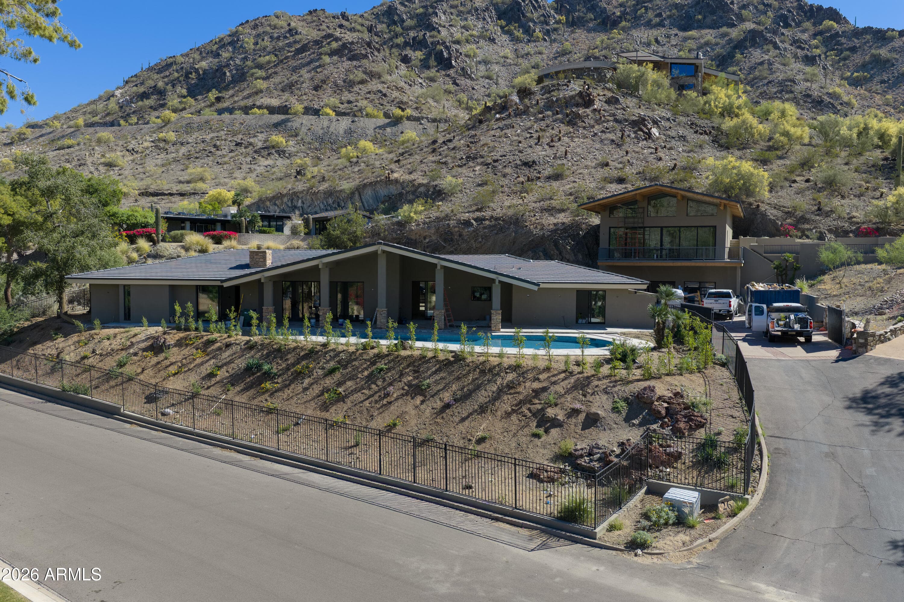 3500 E Lincoln Dr 26 — photo 2