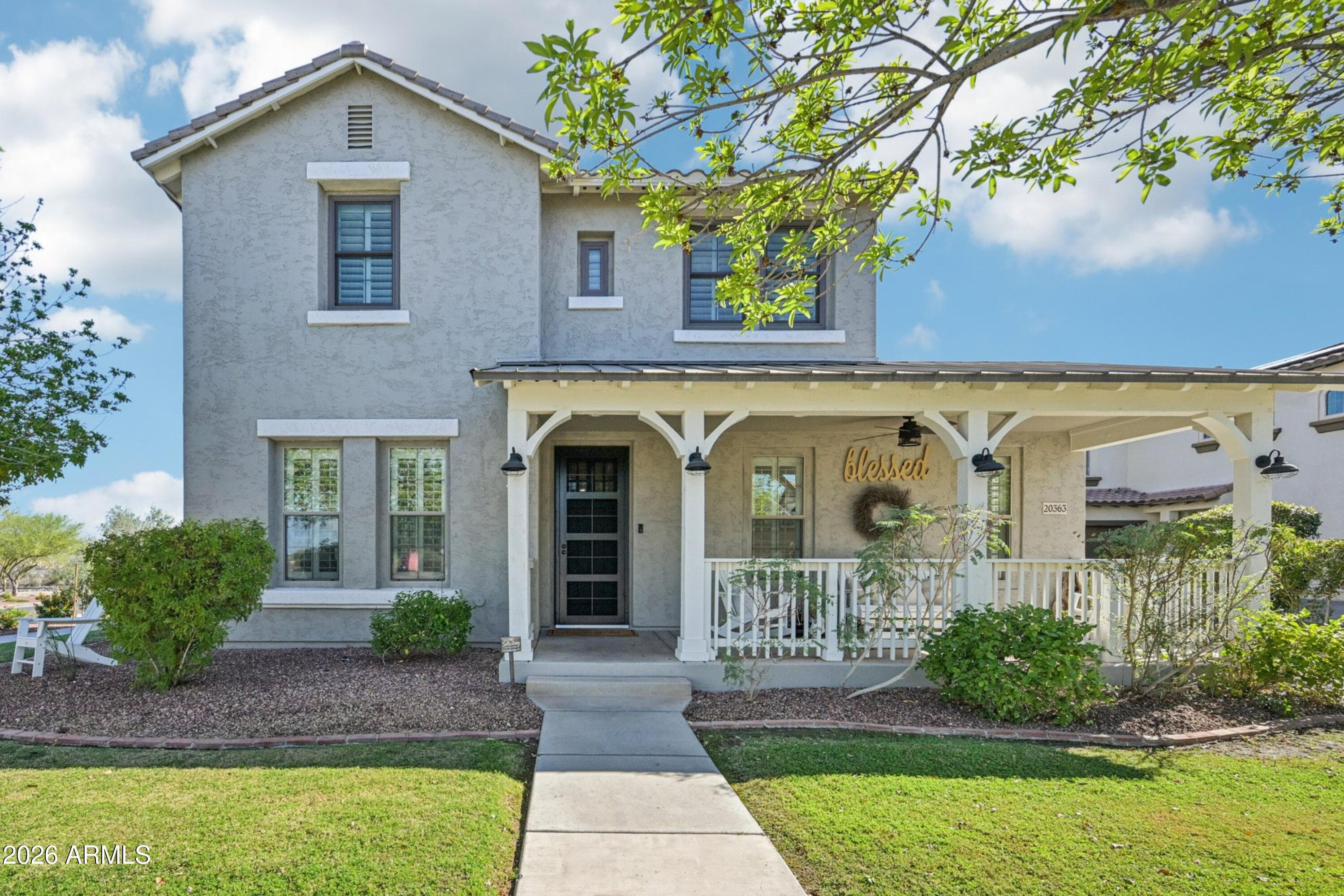 20363 W Thayer St — photo 2