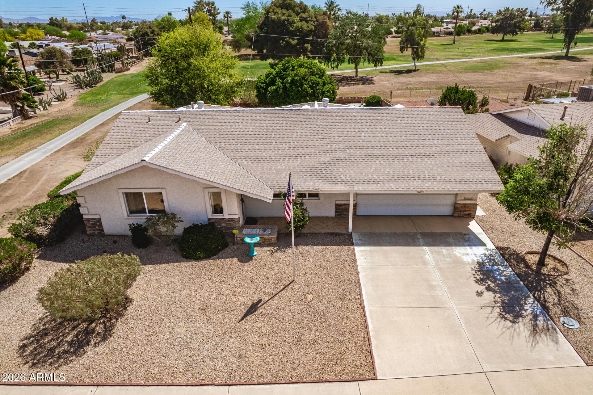 11801 N Coggins Dr — photo 1