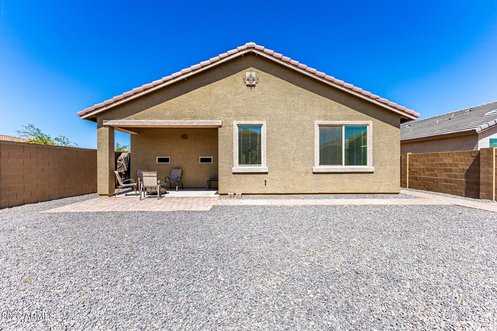 16429 W Saguaro Park Ln — photo 38