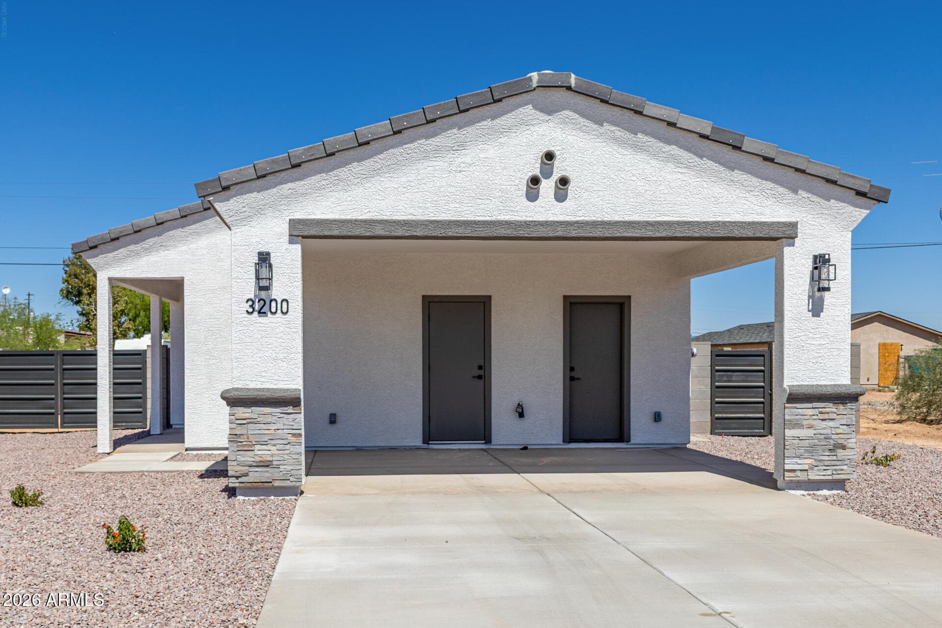3200 W Aguadero Dr — photo 1