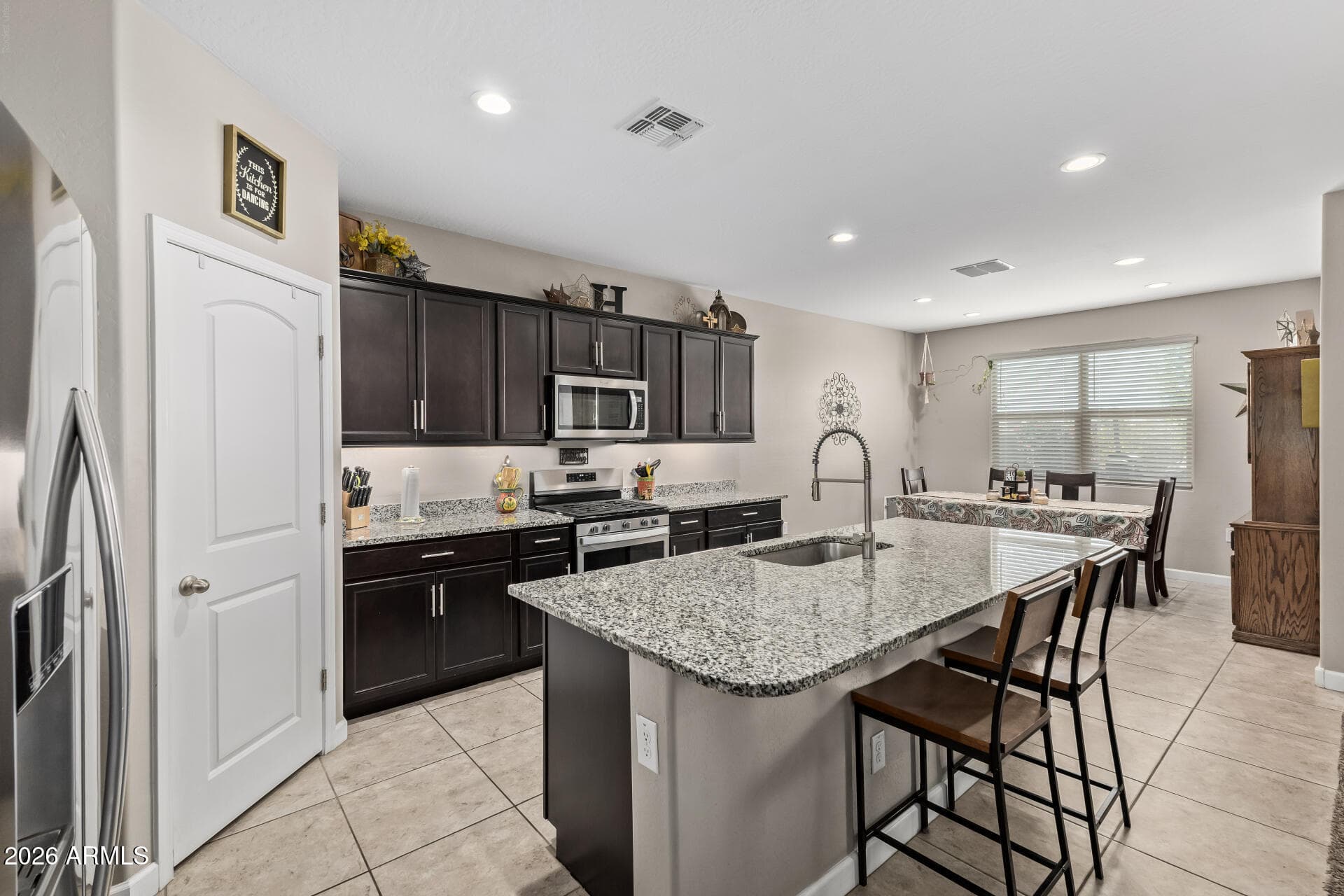 2996 N AMBER DR - See more photos