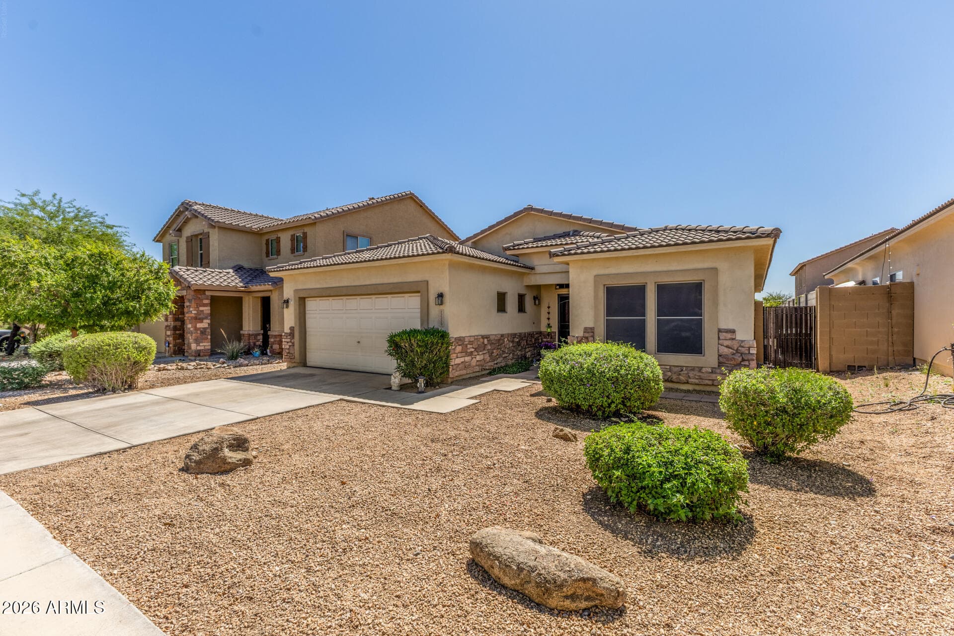 12229 W Ocotillo Ln — photo 2