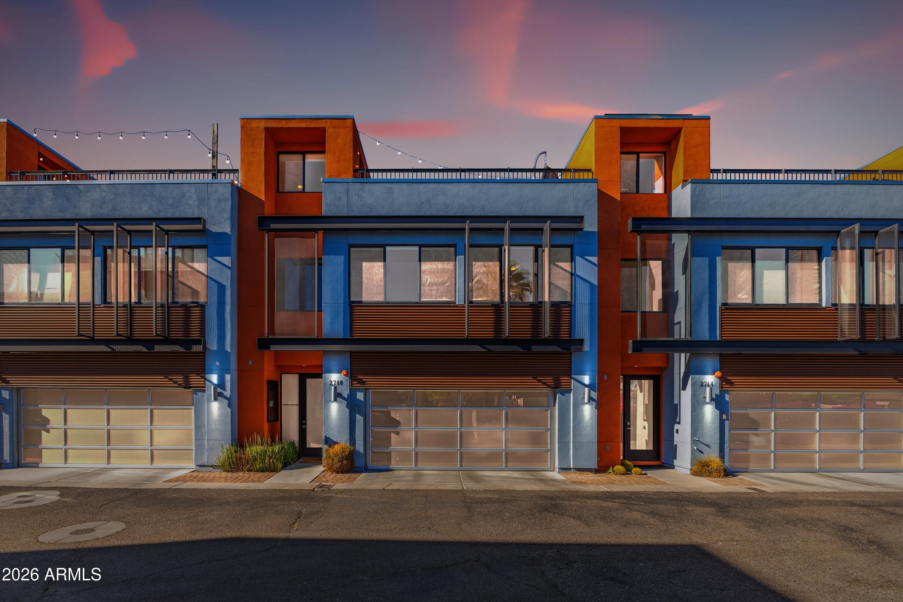 2740 E Roma Ave — photo 1