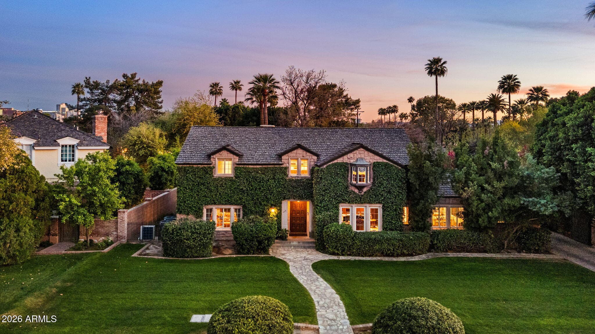 1015 W Encanto Blvd — photo 2