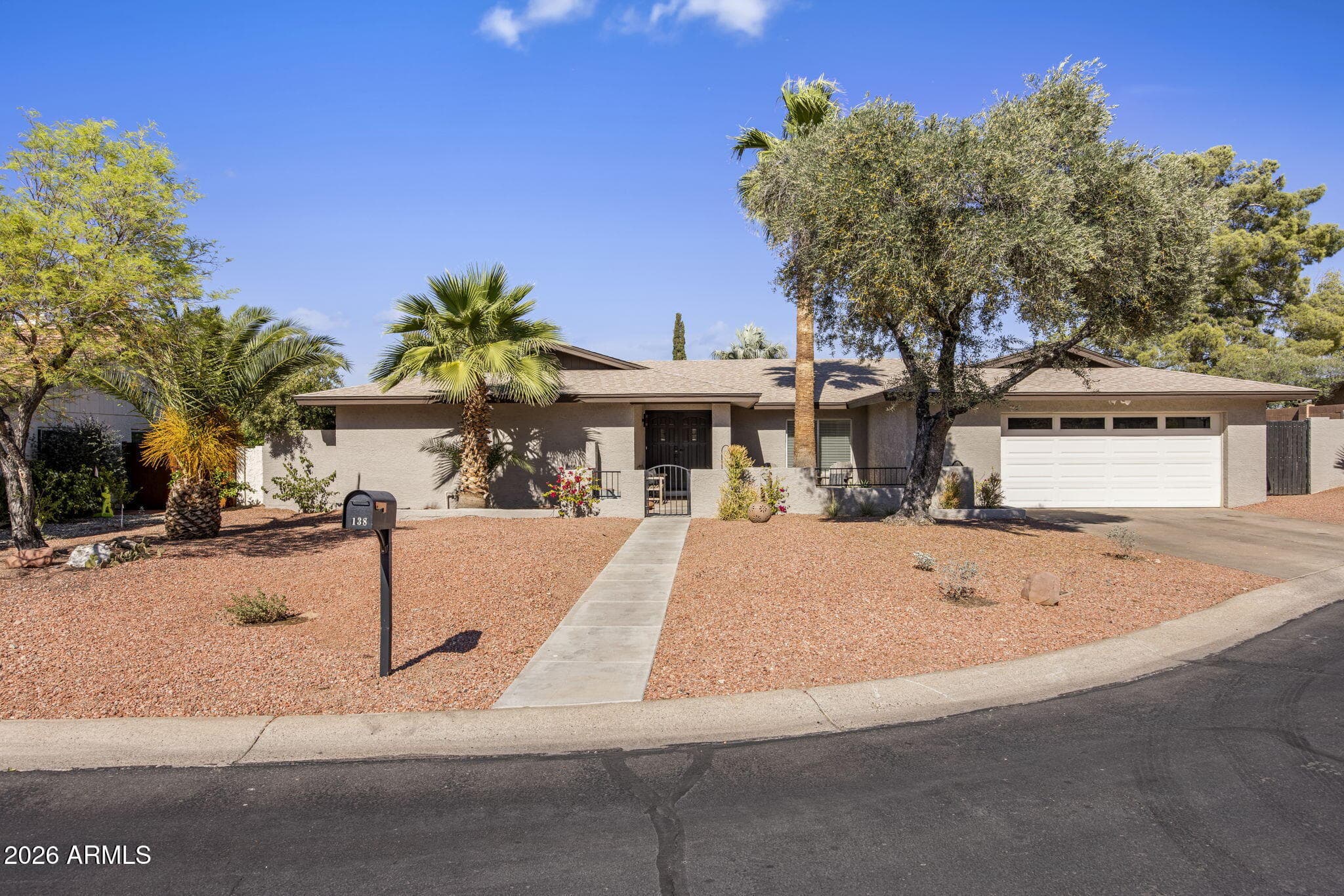 138 W Surrey Ave — photo 30