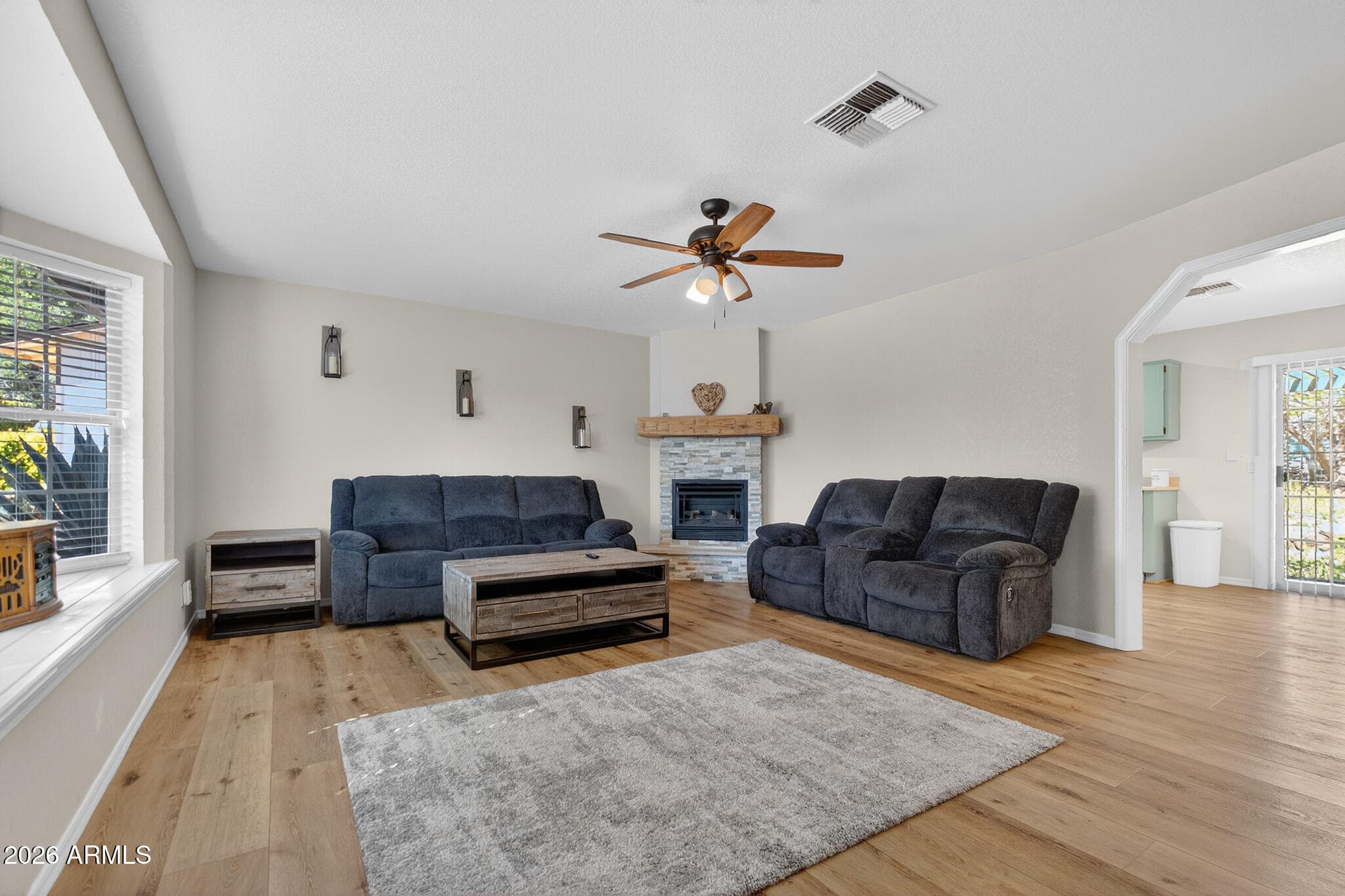250 KEARNY WAY - Photo 5