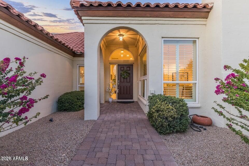 2514 E Montebello Ave — photo 2