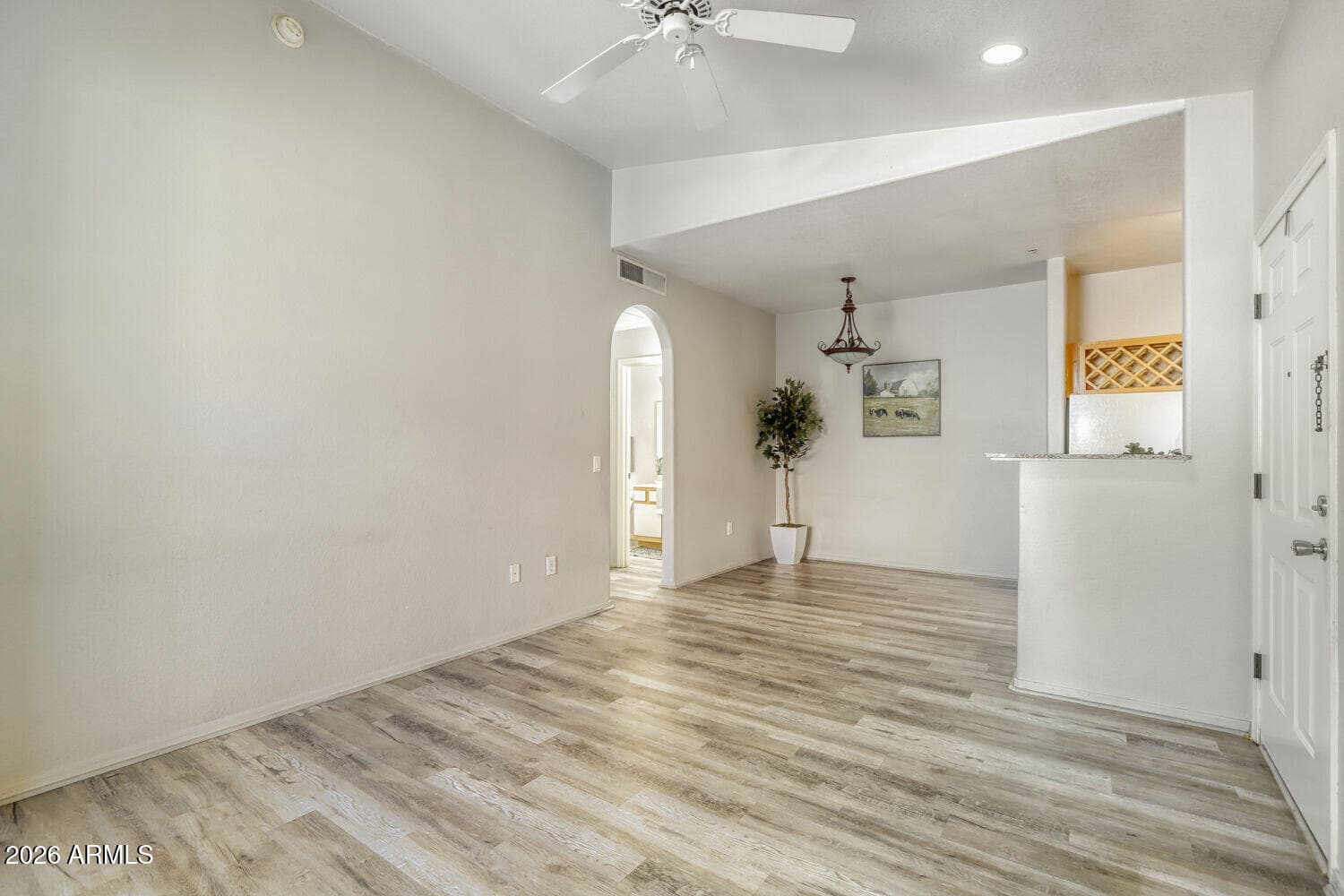 2929 W YORKSHIRE DR - Photo 1