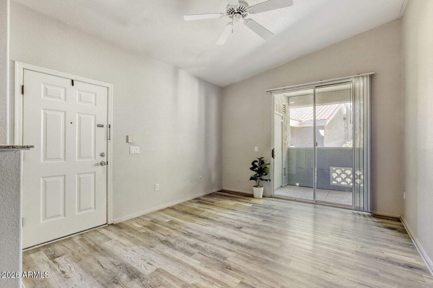 2929 W YORKSHIRE DR - Photo 3