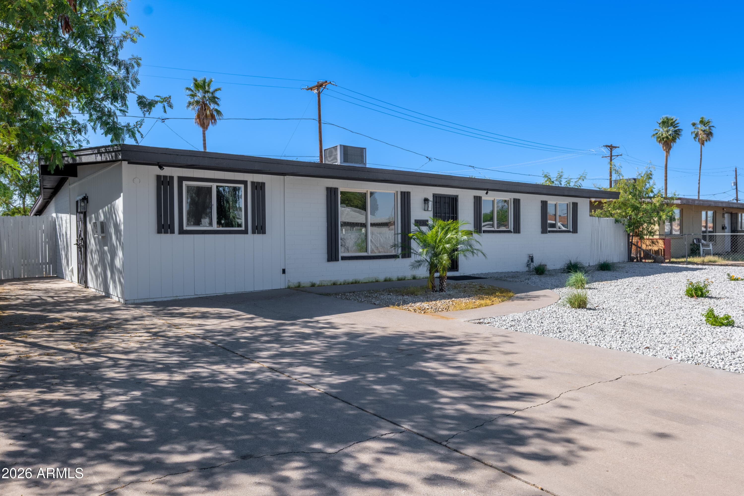 4230 N 49th Dr — photo 1