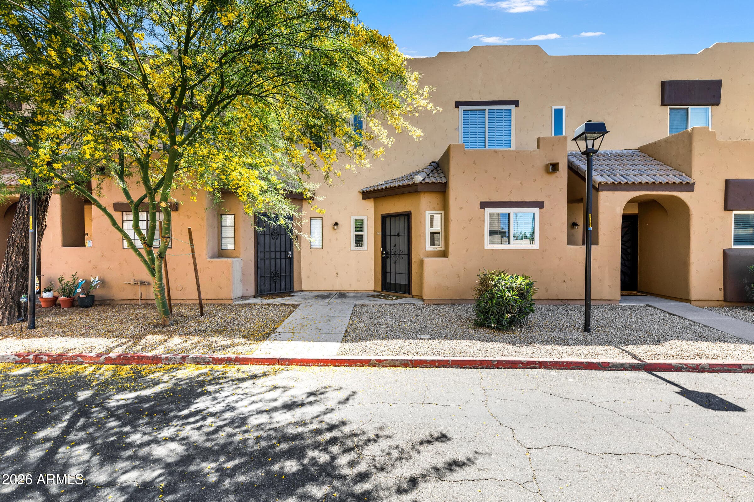1935 W MORTEN AVE - Photo 1