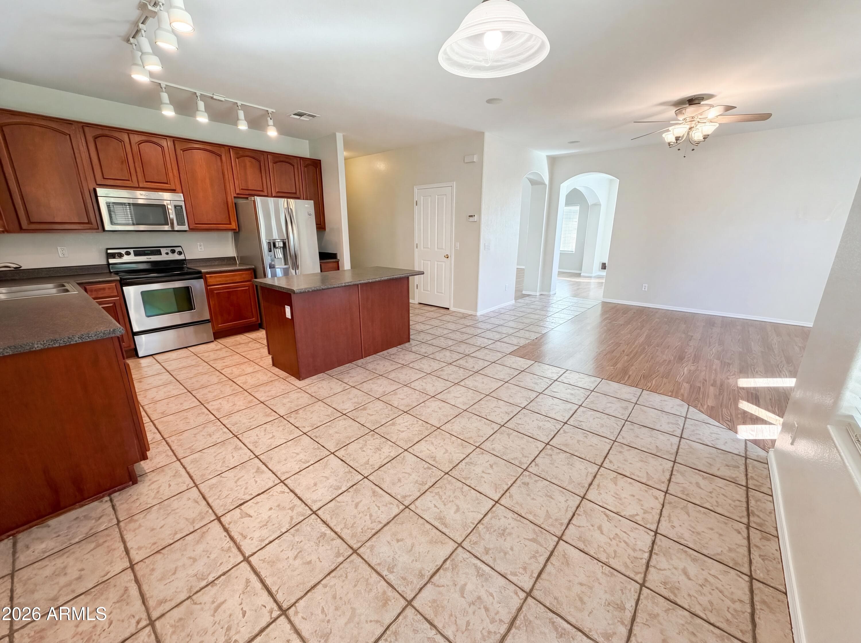 16131 W Port Royale Ln — photo 2