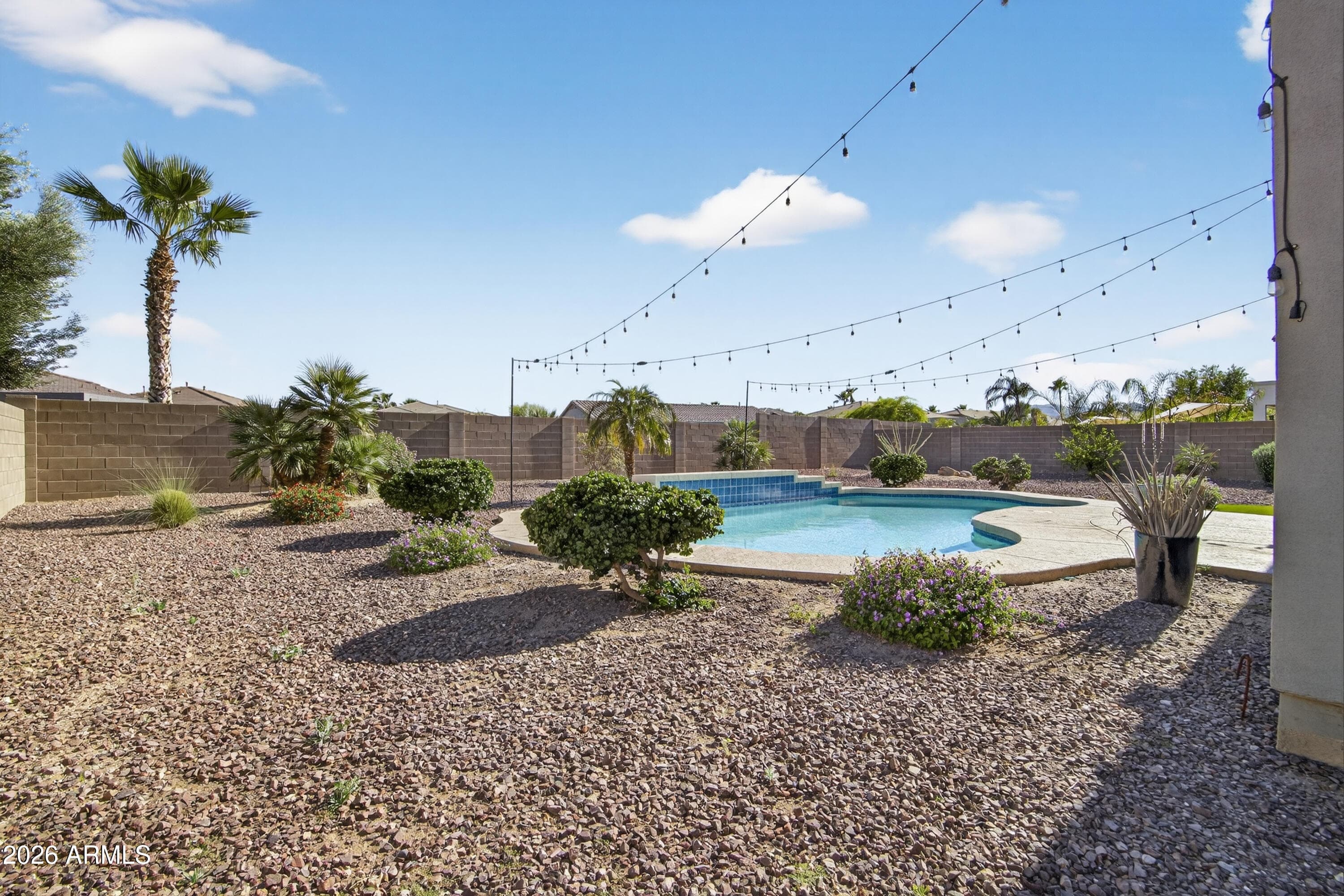 18421 W Mauna Loa Ln — photo 67