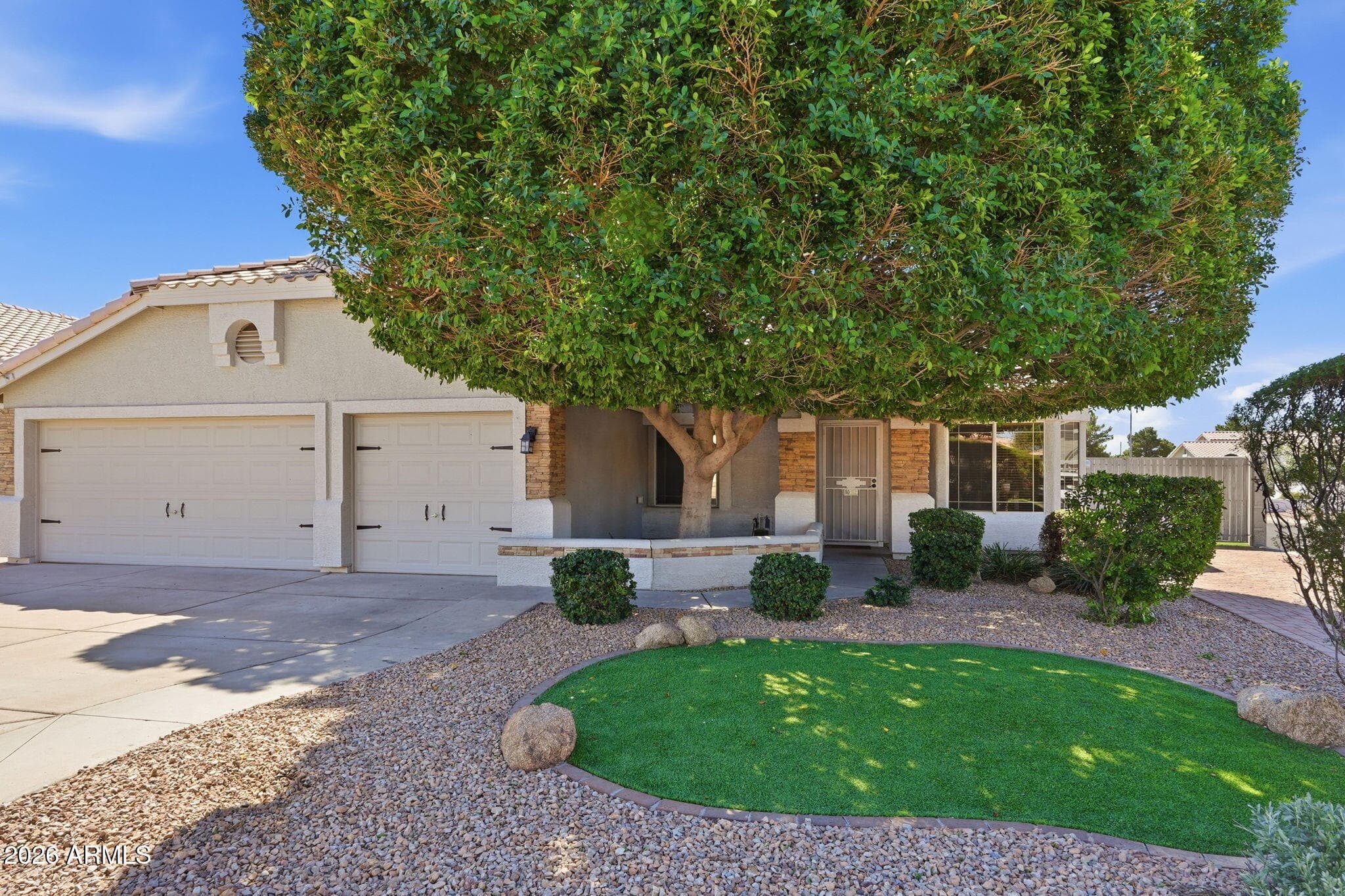 7733 E Decatur Circle — photo 2