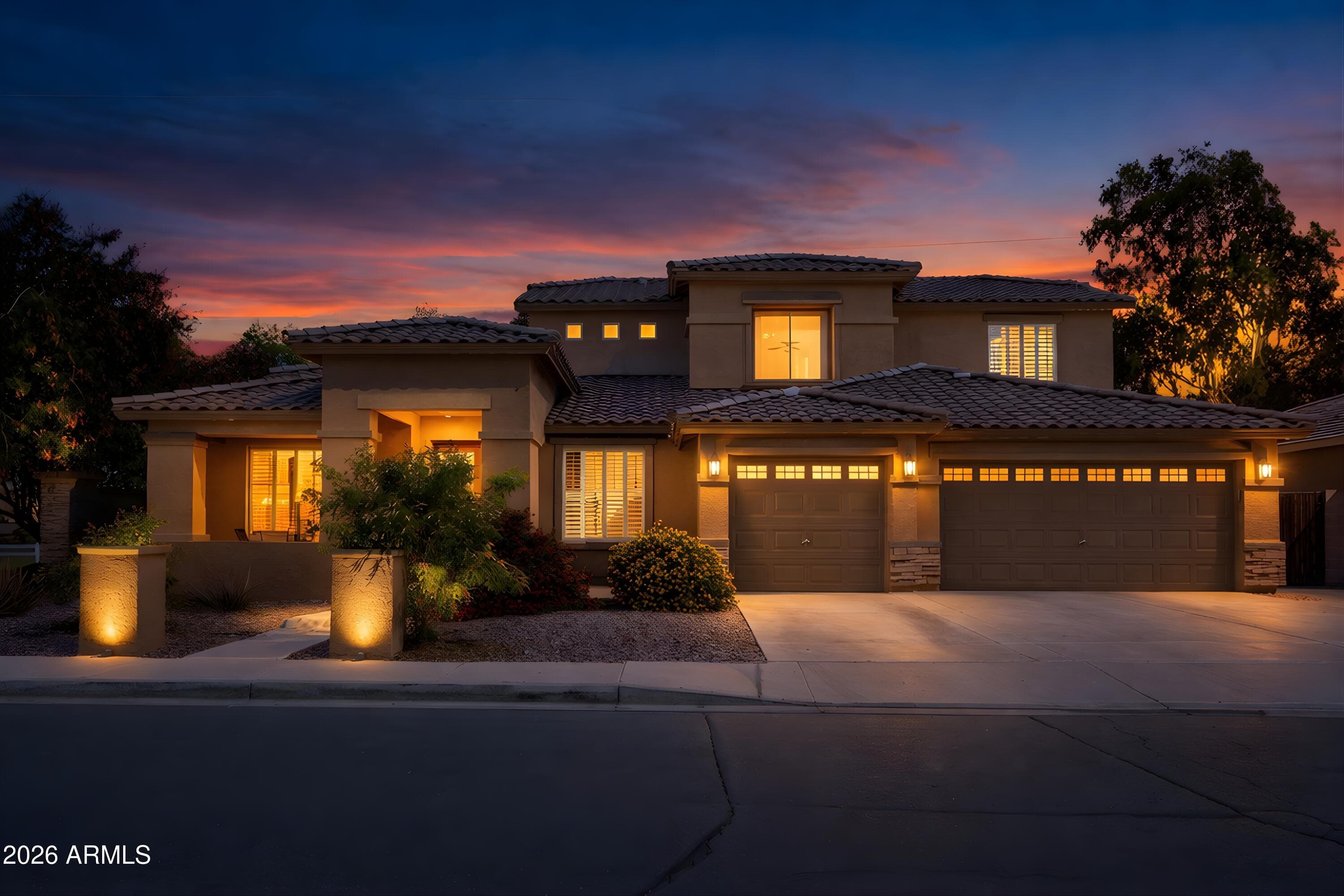 2700 E Yellowstone Pl — photo 2