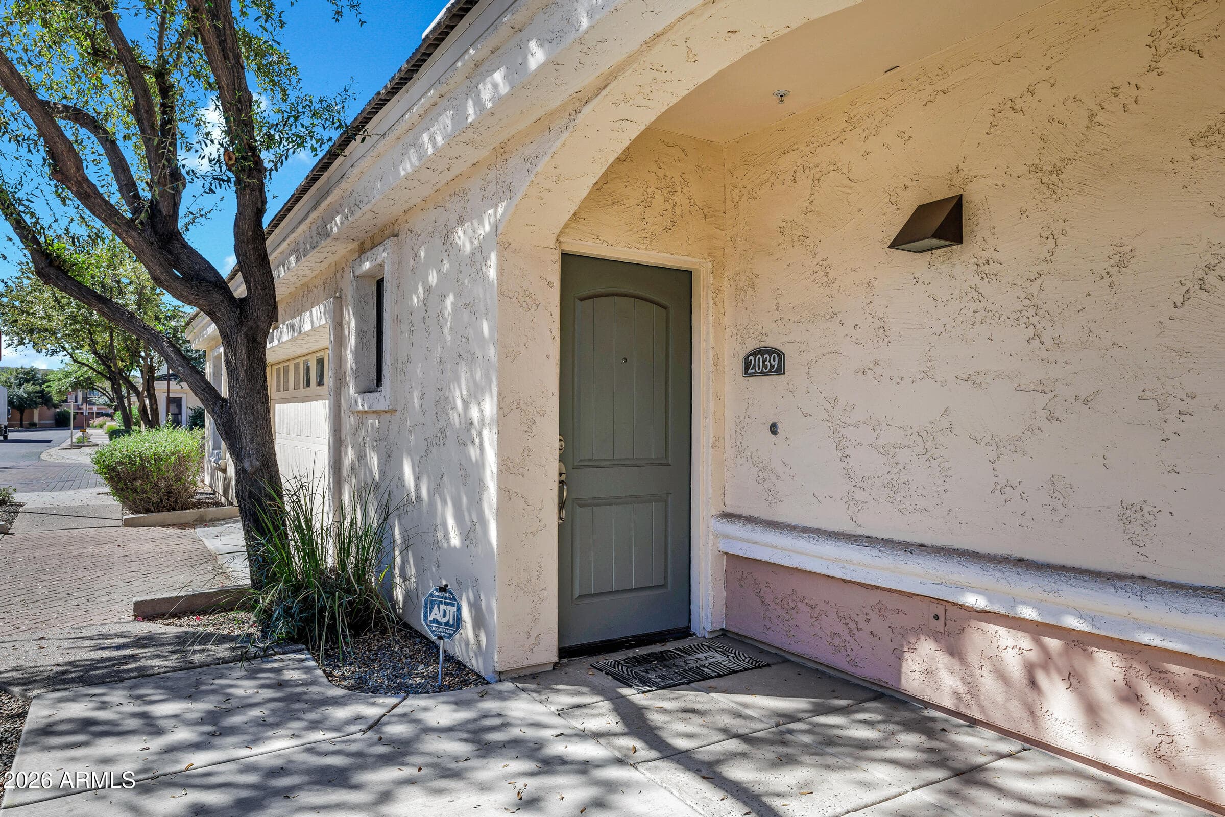 10757 N 74TH ST - Photo 4
