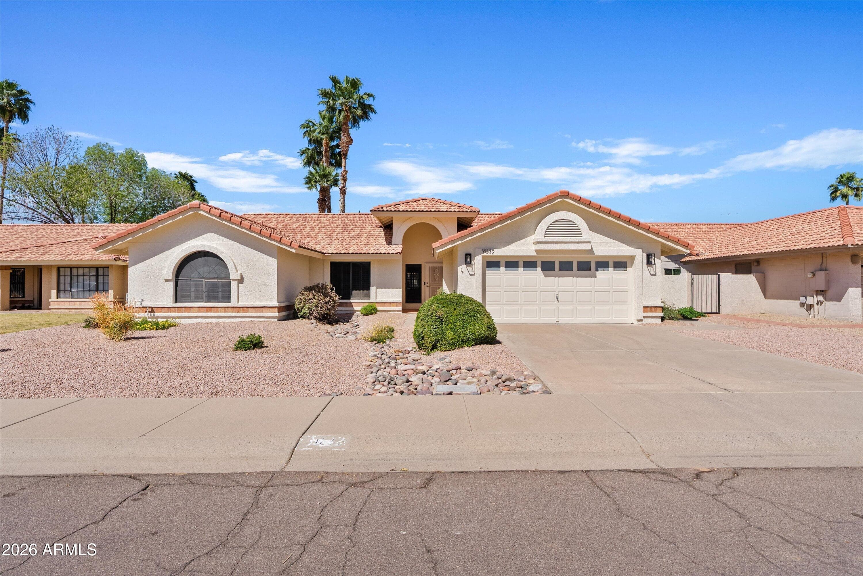 9032 E Sutton Dr — photo 1