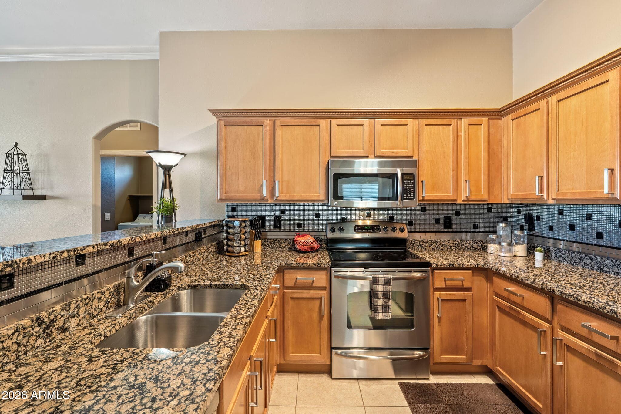 2725 E MINE CREEK RD - Photo 3
