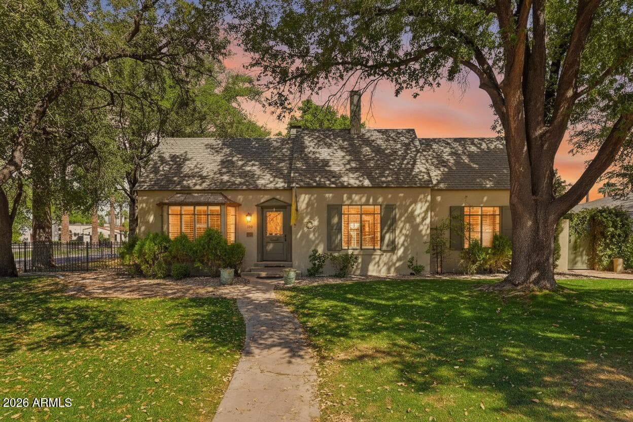 1238 W Coronado Rd — photo 1