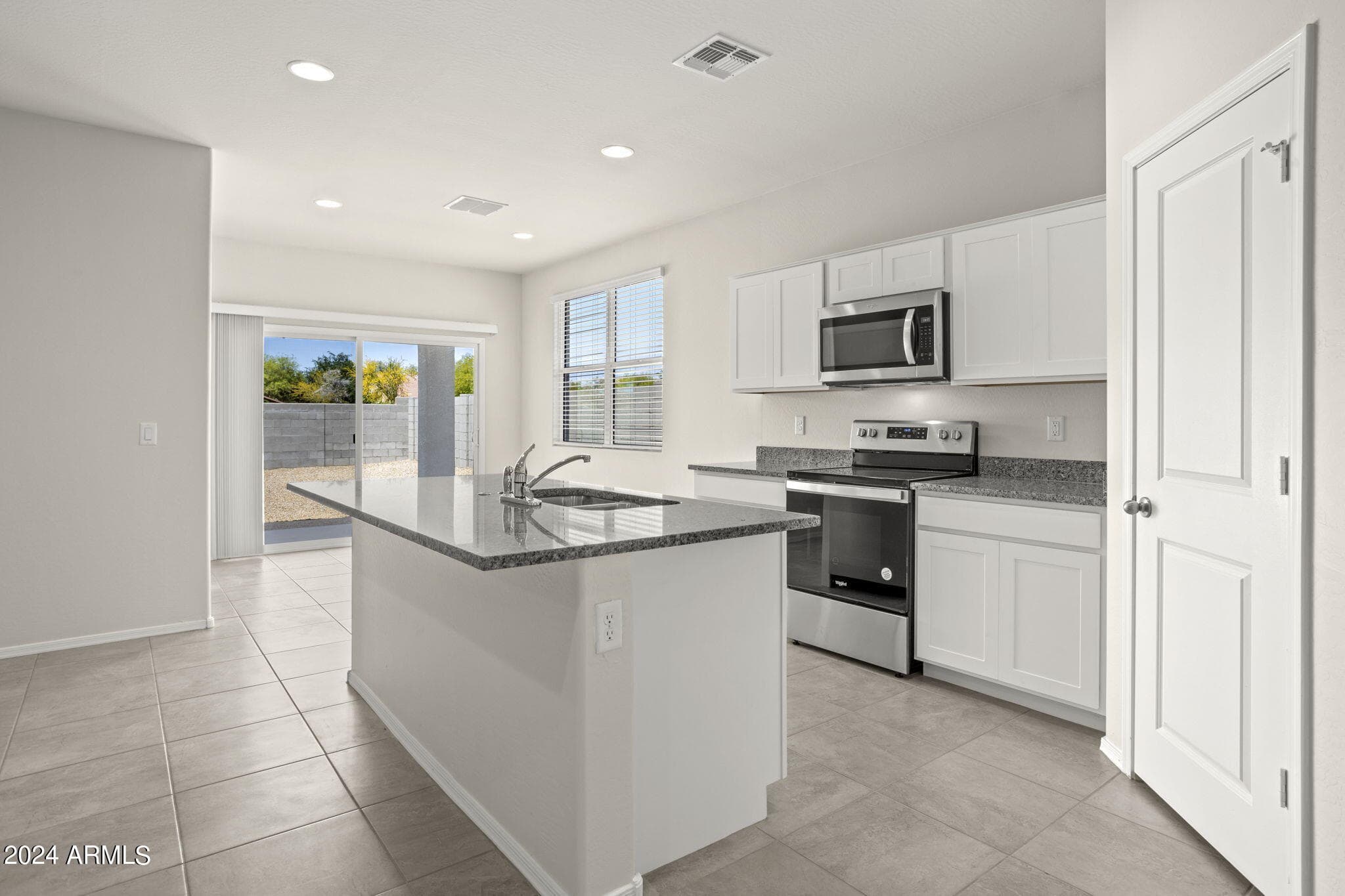 1351 W SHANNONS WAY - Photo 3