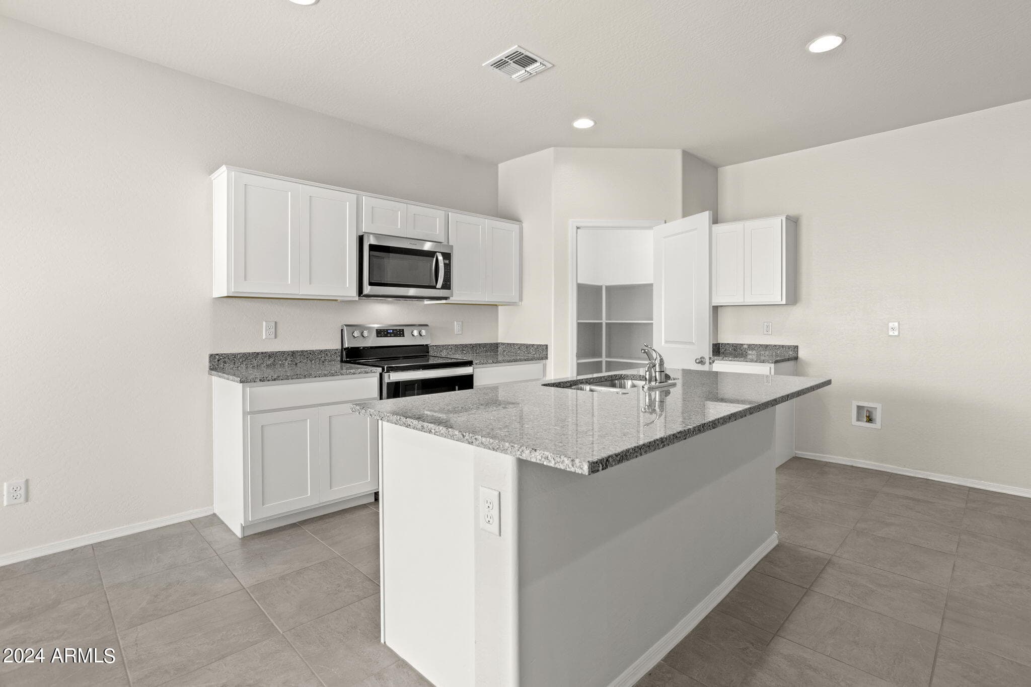 1351 W SHANNONS WAY - Photo 4