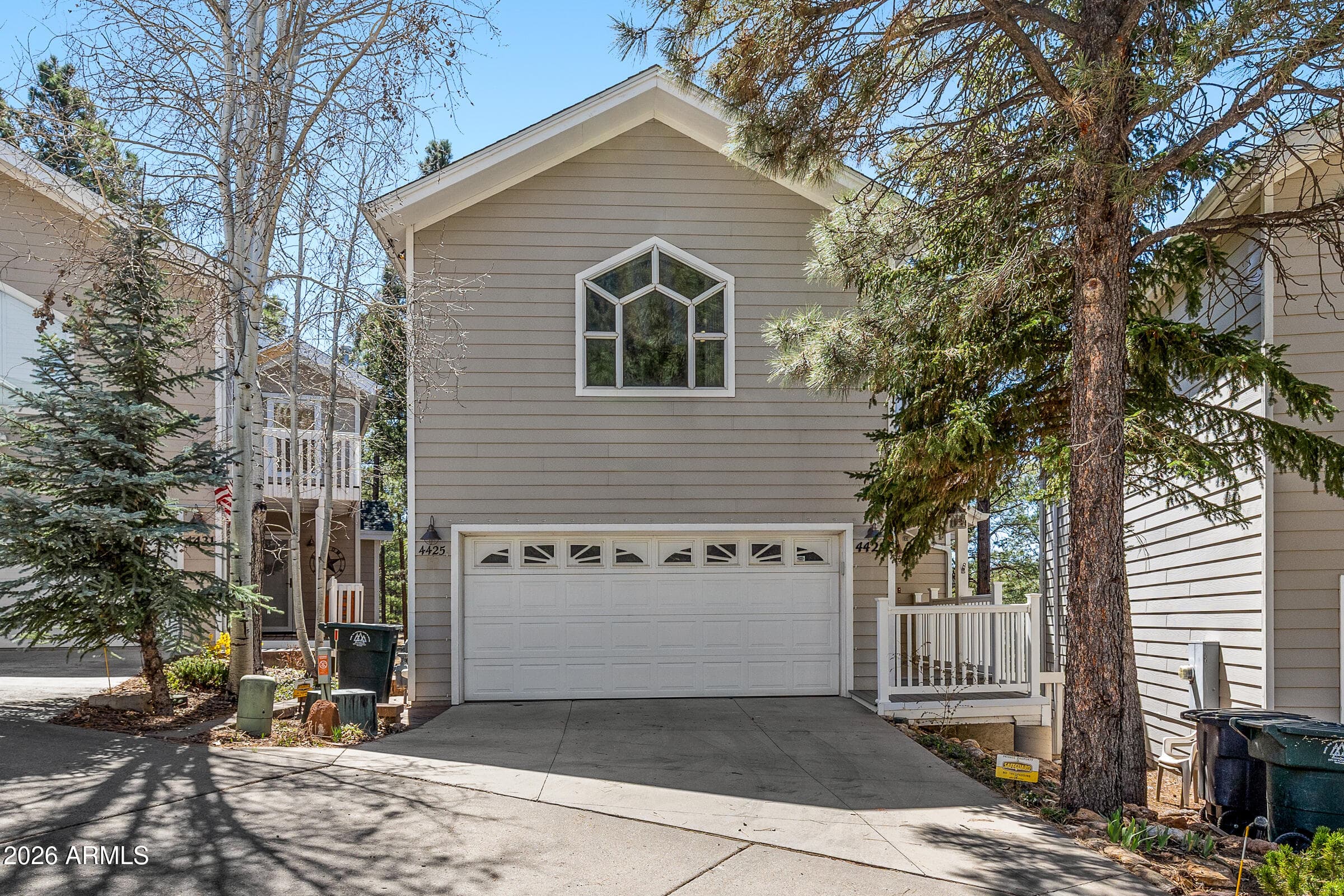 4425 E Savannah Circle — photo 1