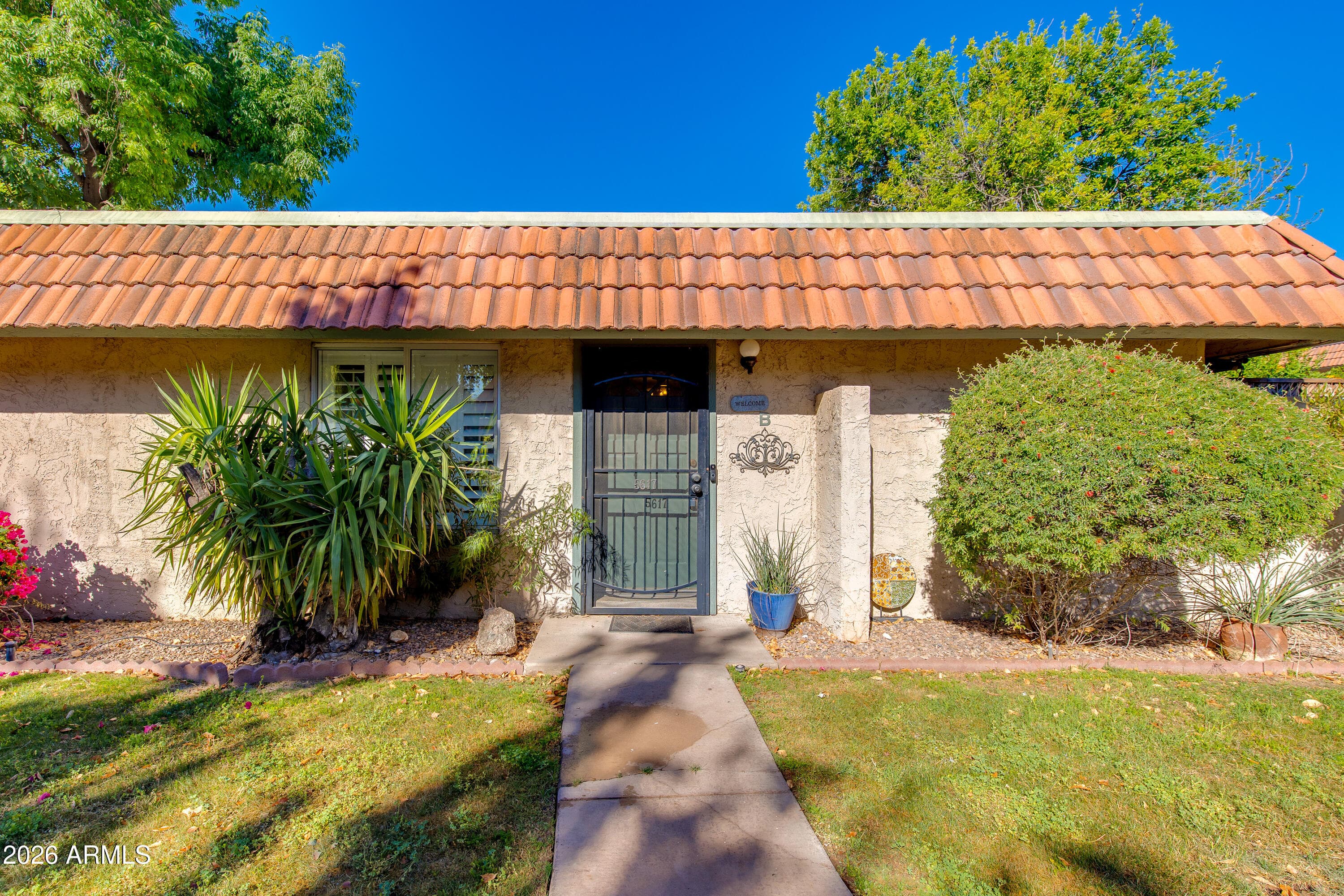 5617 S Clambake Bay Ct B — photo 2