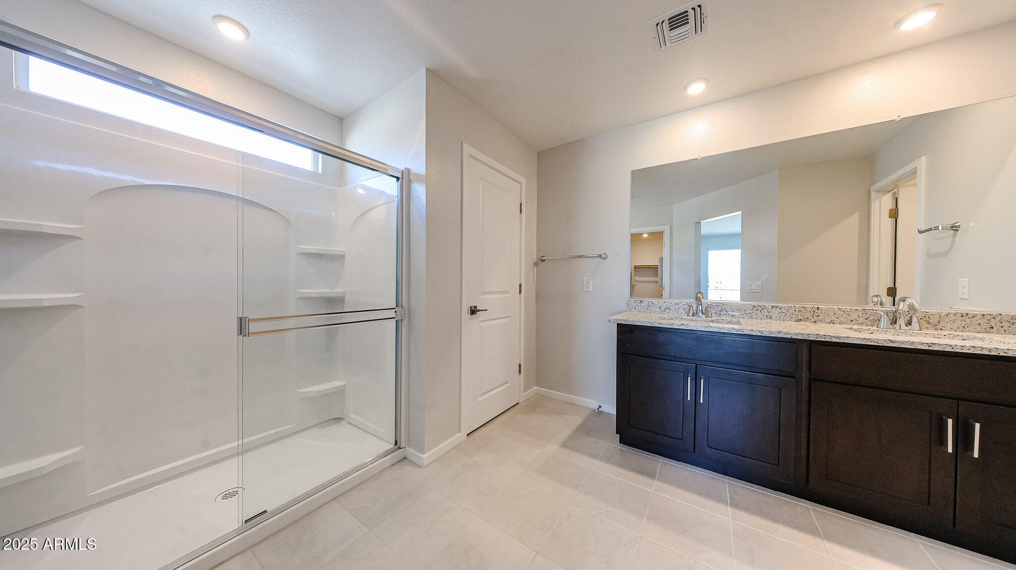 22881 W Monona Ln — photo 2