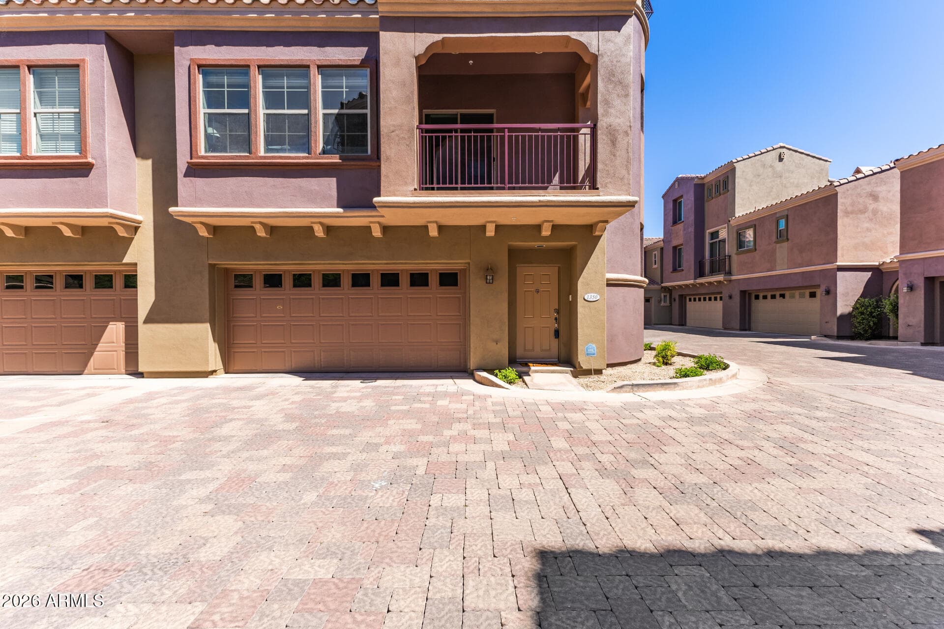 3935 E ROUGH RIDER RD - Photo 5