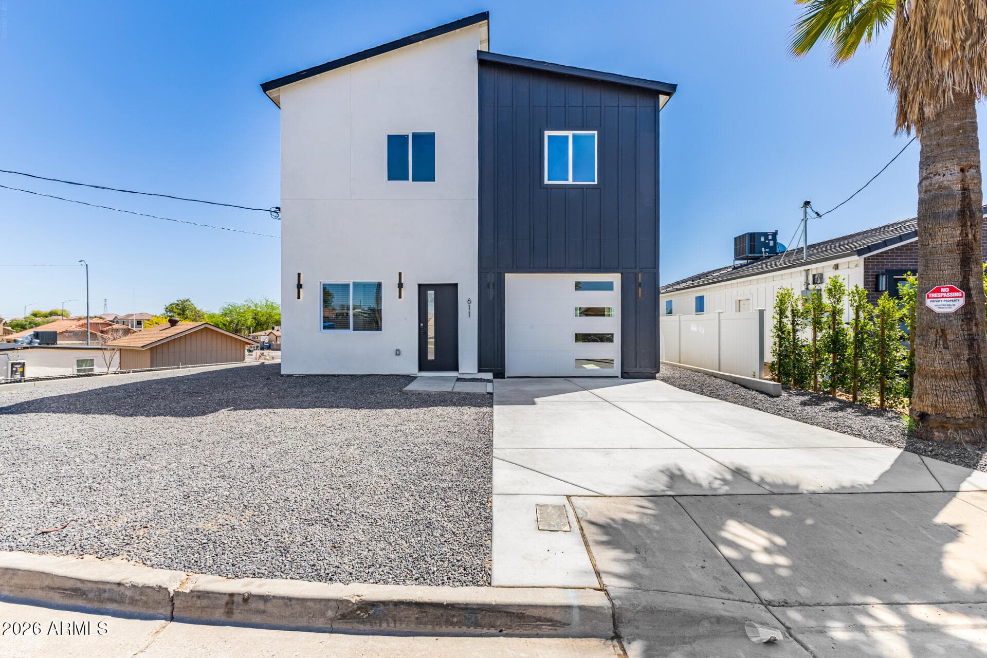 611 E Agua Fria Ln — photo 1
