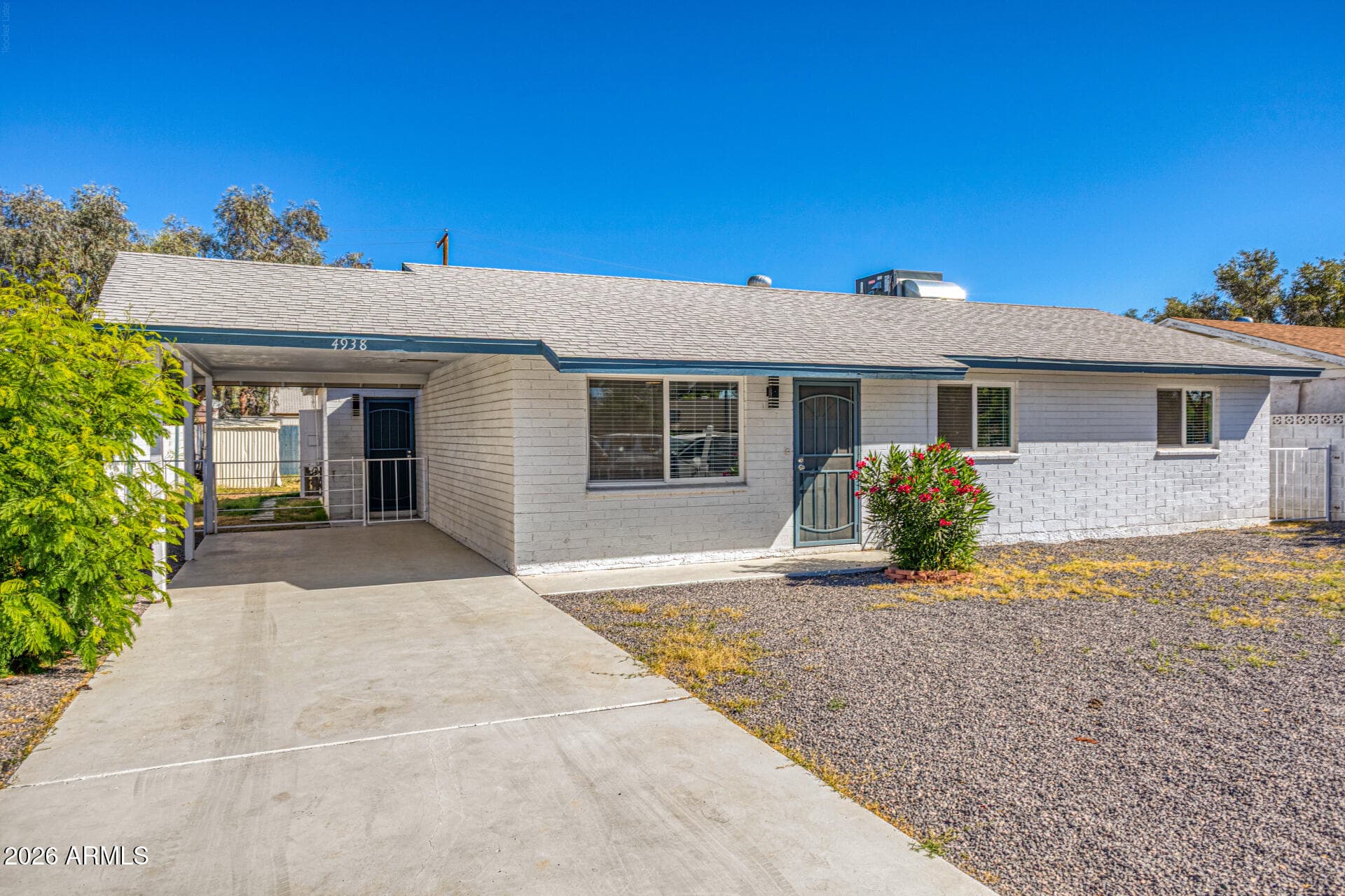 4938 W Mclellan Rd — photo 2