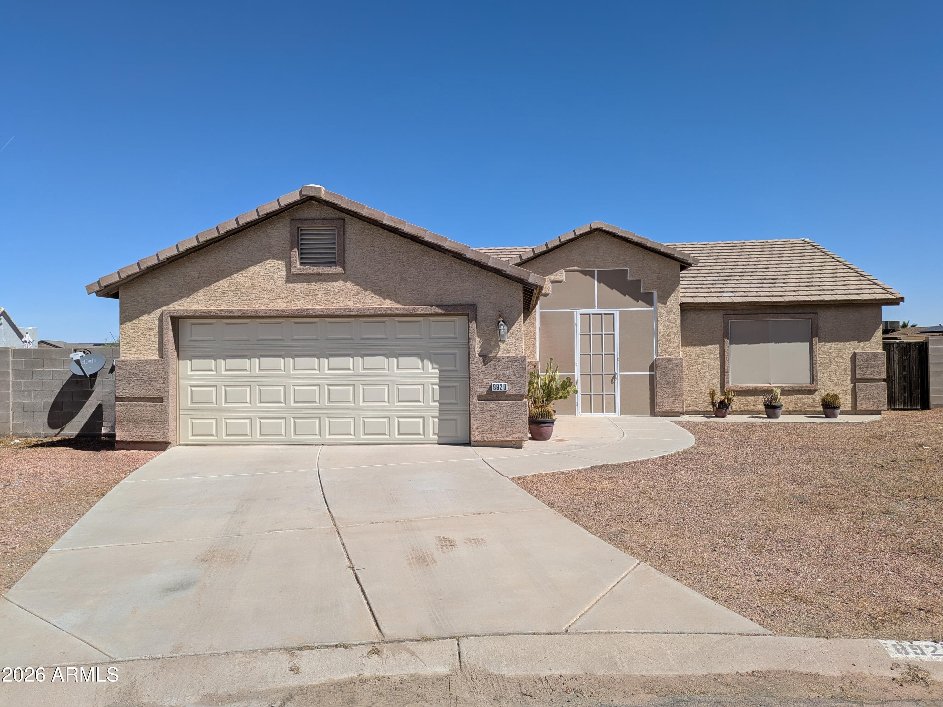 8920 W RAFAEL DR - Photo 1