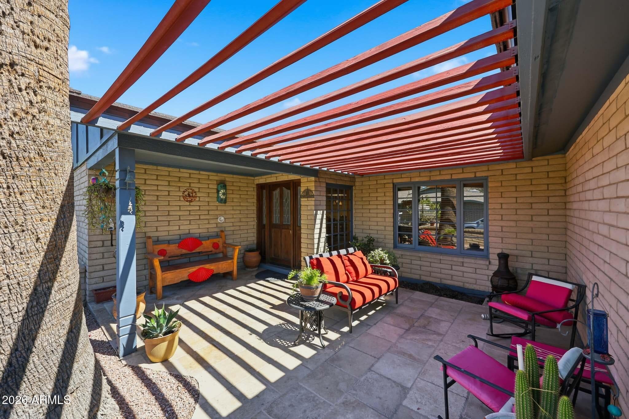 9037 N Arroya Grande Dr — photo 2