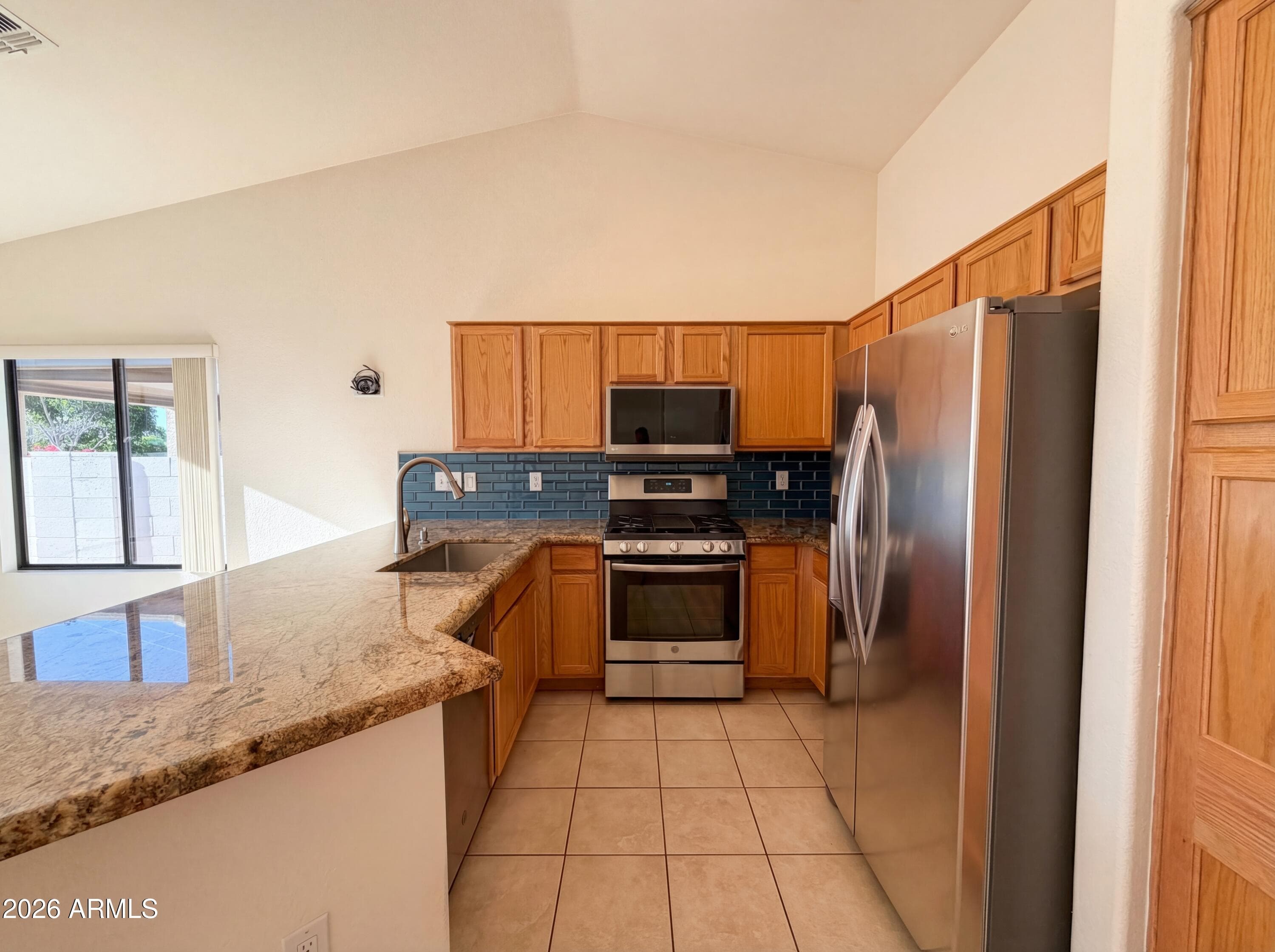 25210 S Wyoming Ave — photo 2
