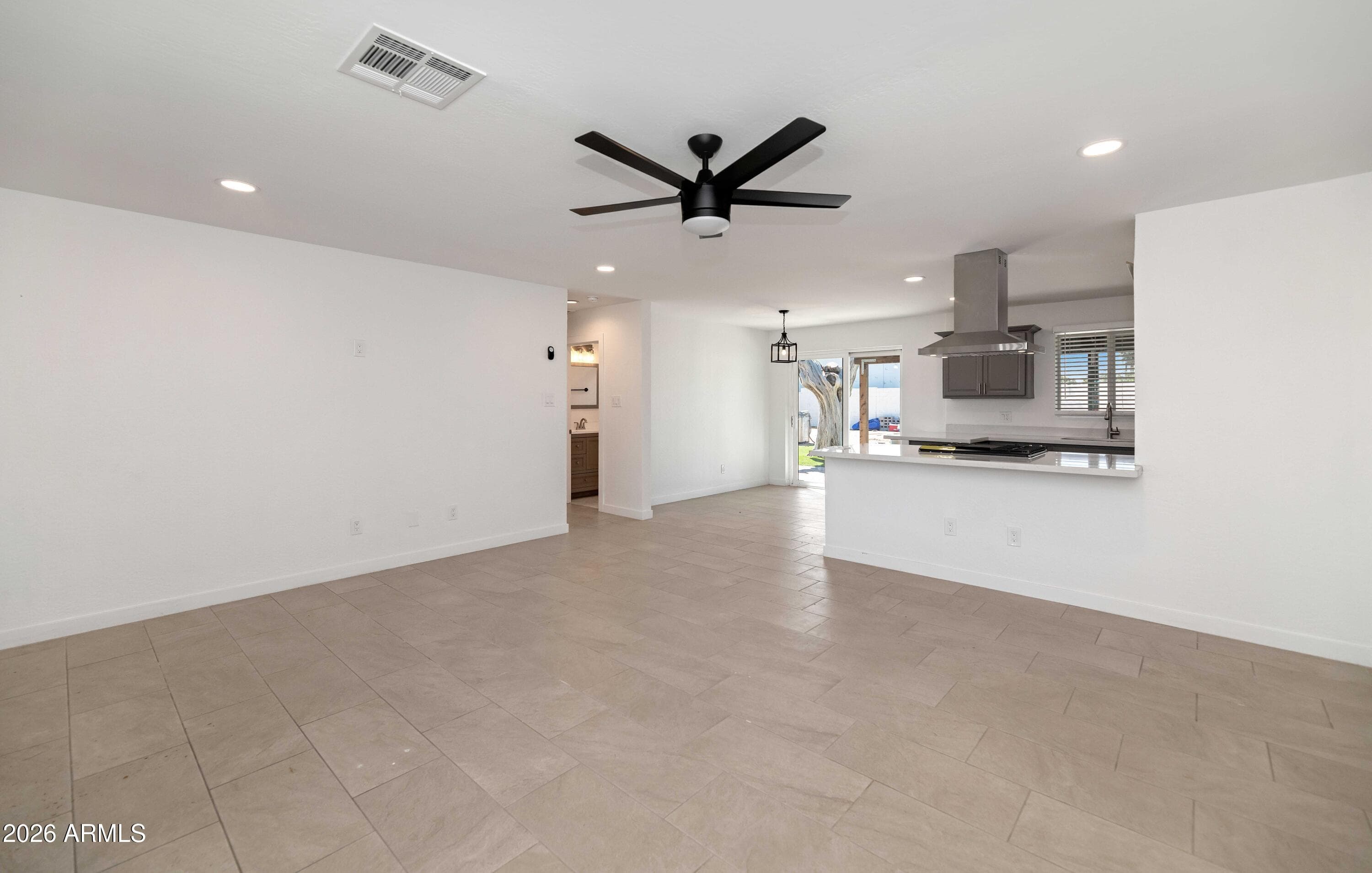 2601 E Harvard St — photo 22