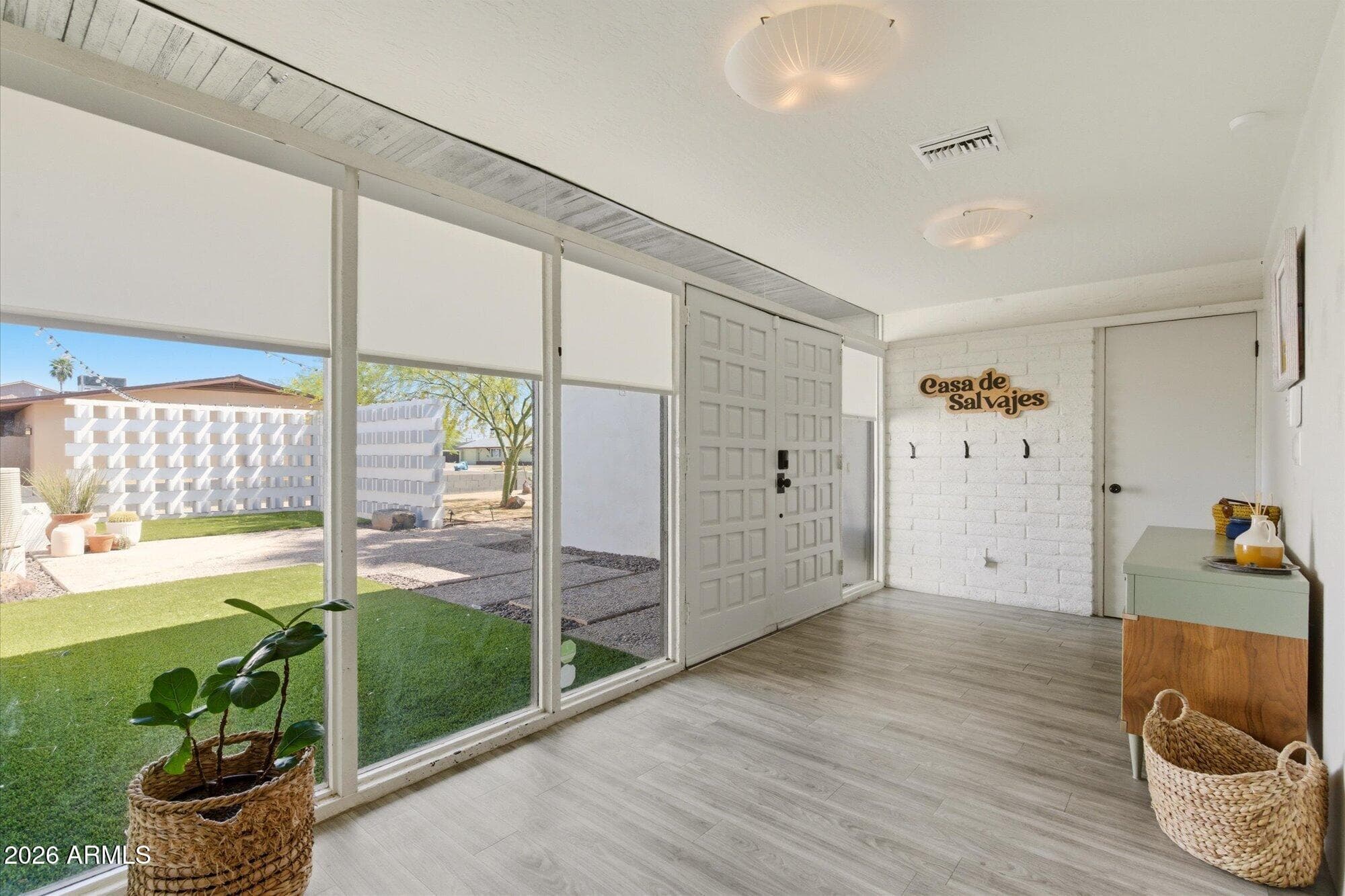 3020 E Wethersfield Rd — photo 2