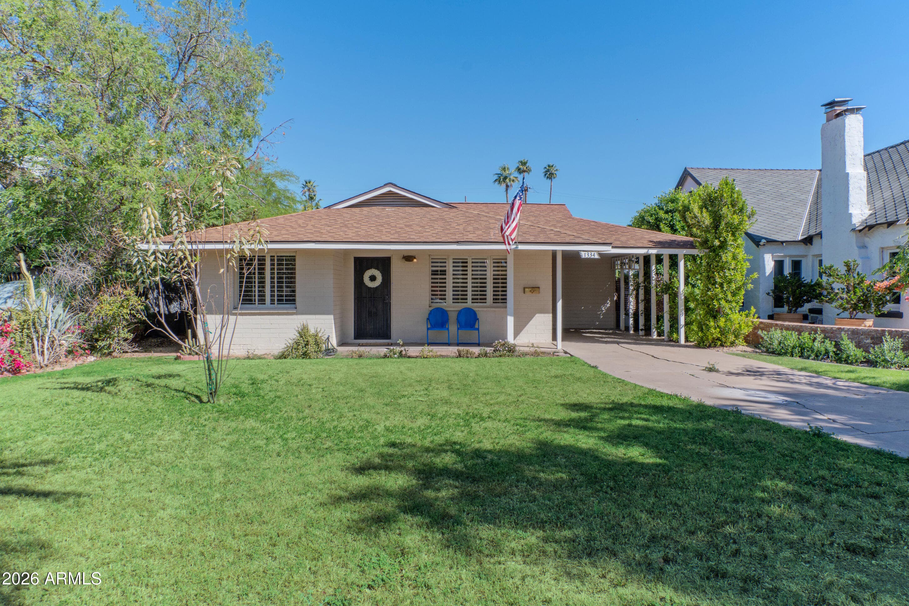 1334 W Willetta St — photo 1