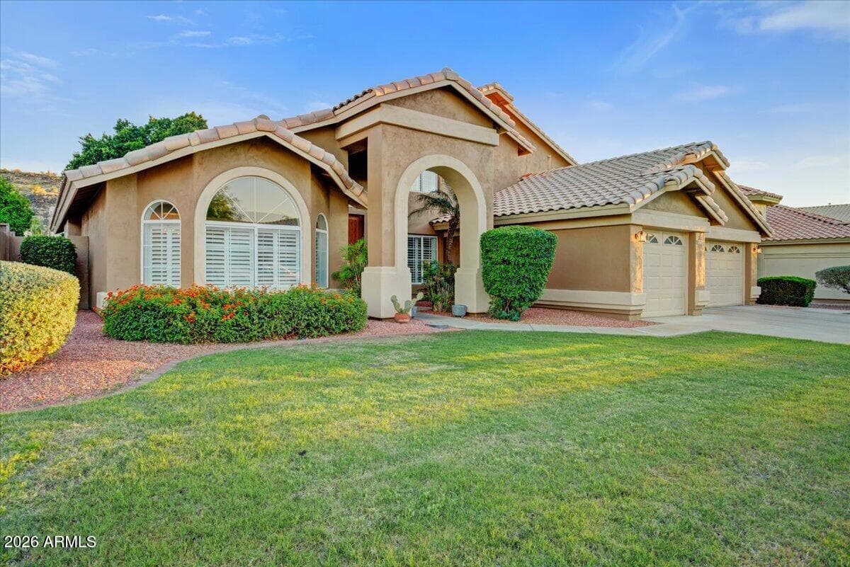 5721 W Mariposa Grande Ln — photo 1