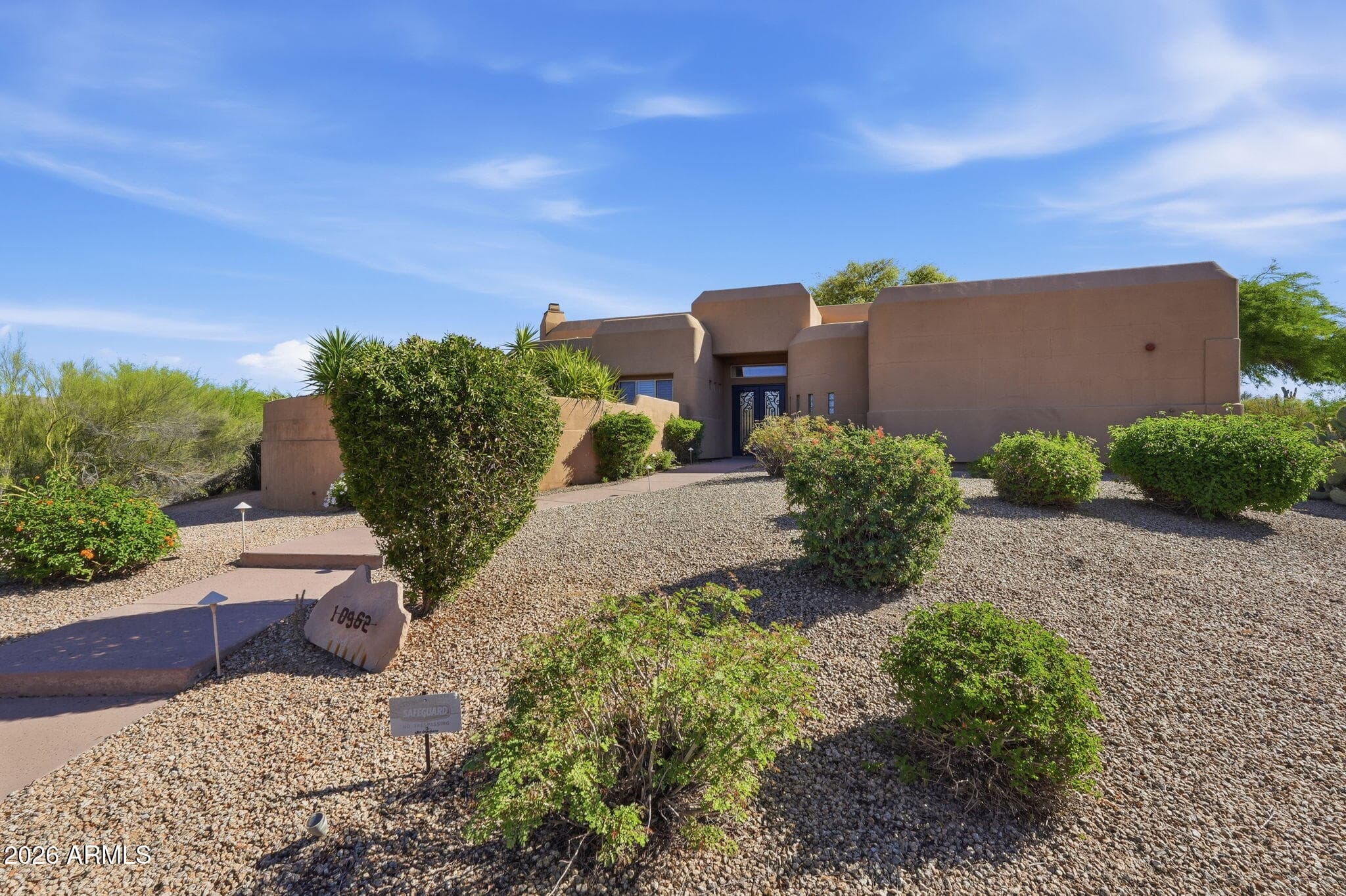 10962 E Dale Ln — photo 1