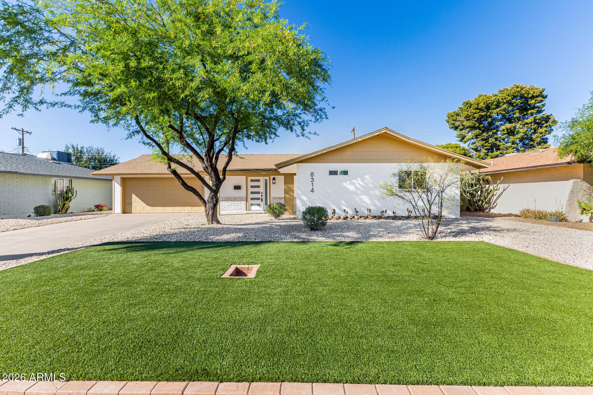8314 E Camelback Rd — photo 1