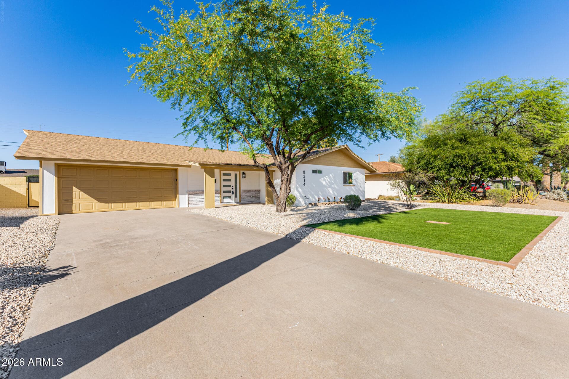 8314 E Camelback Rd — photo 2