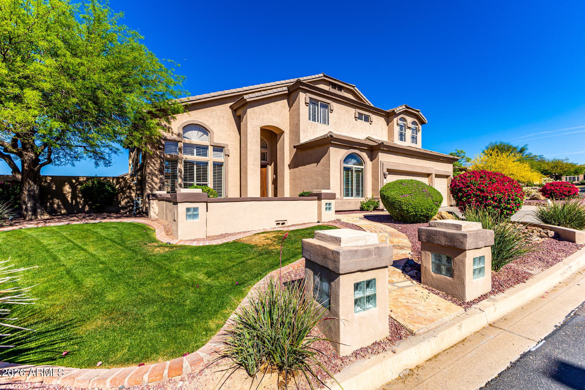 3802 N Canyon Wash -- — photo 1
